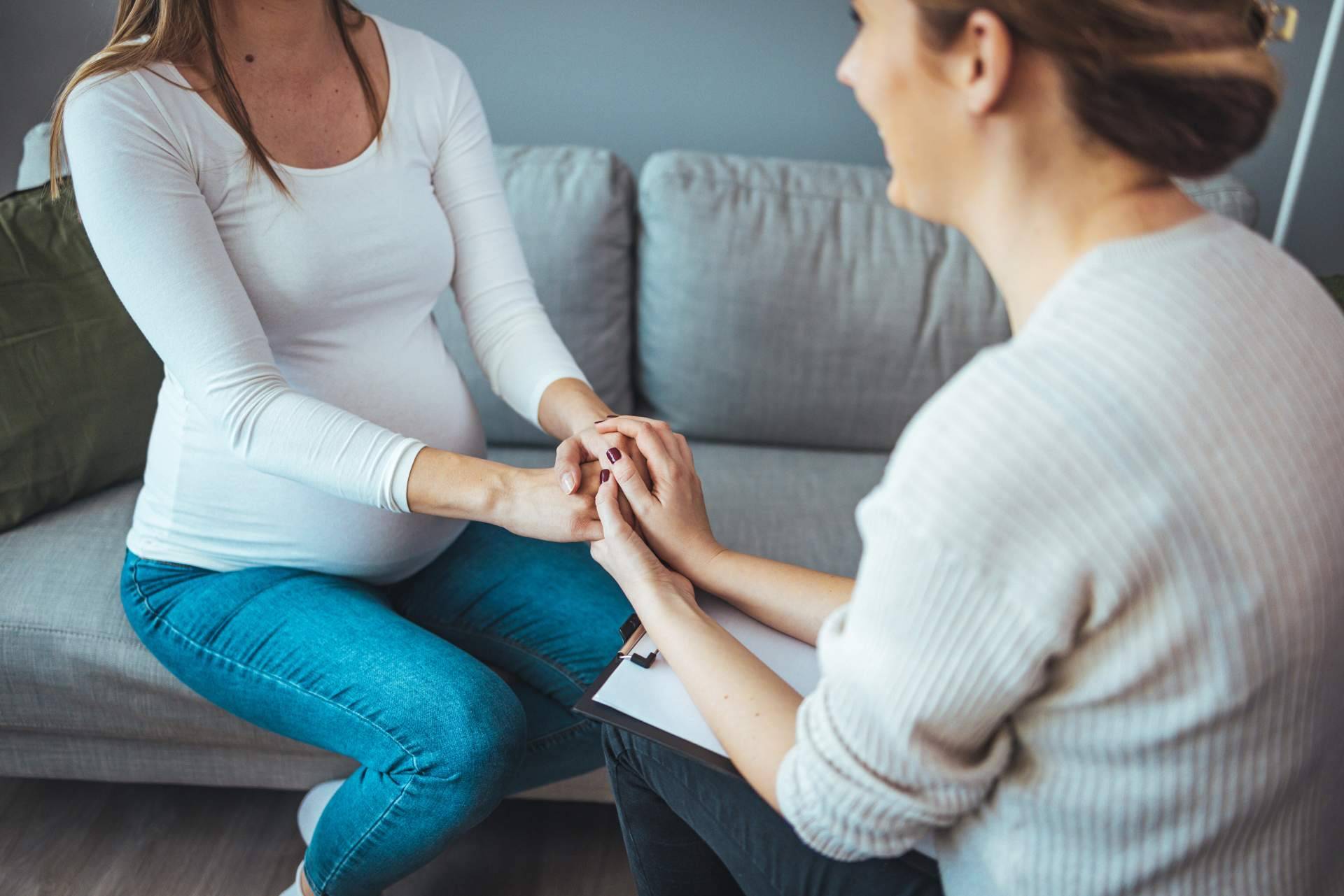 Cristina Centeno ofrece bienestar psicológico, normalizando la epidemia actual de trastornos de ansiedad, con técnicas de gestión emocional y mindfulness