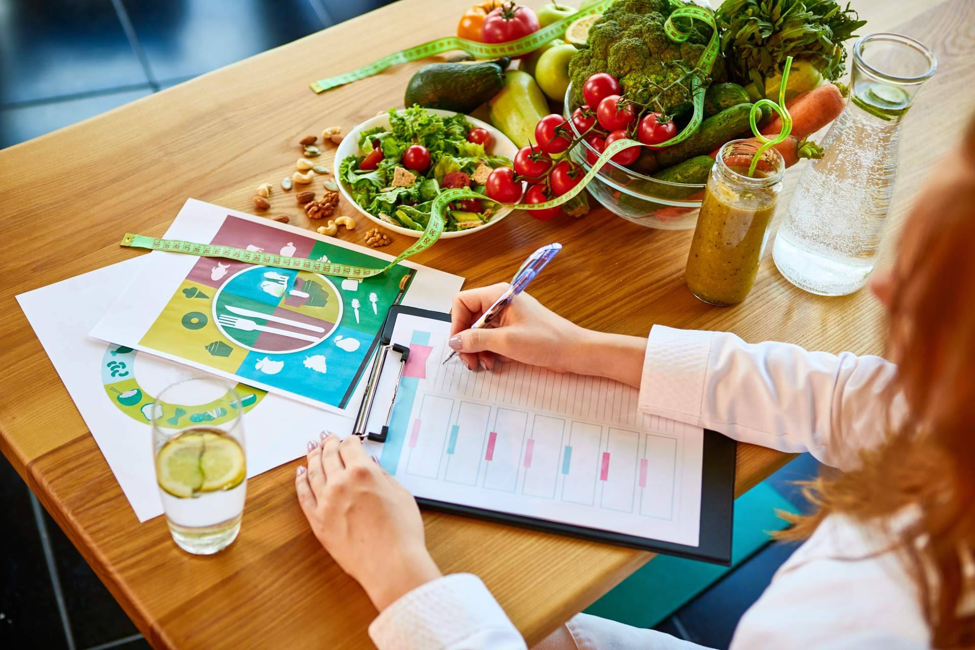Un asesoramiento nutritivo femenino personalizado y adaptado a los objetivos y el estado físico de cada persona, por PmTeamWomanFit