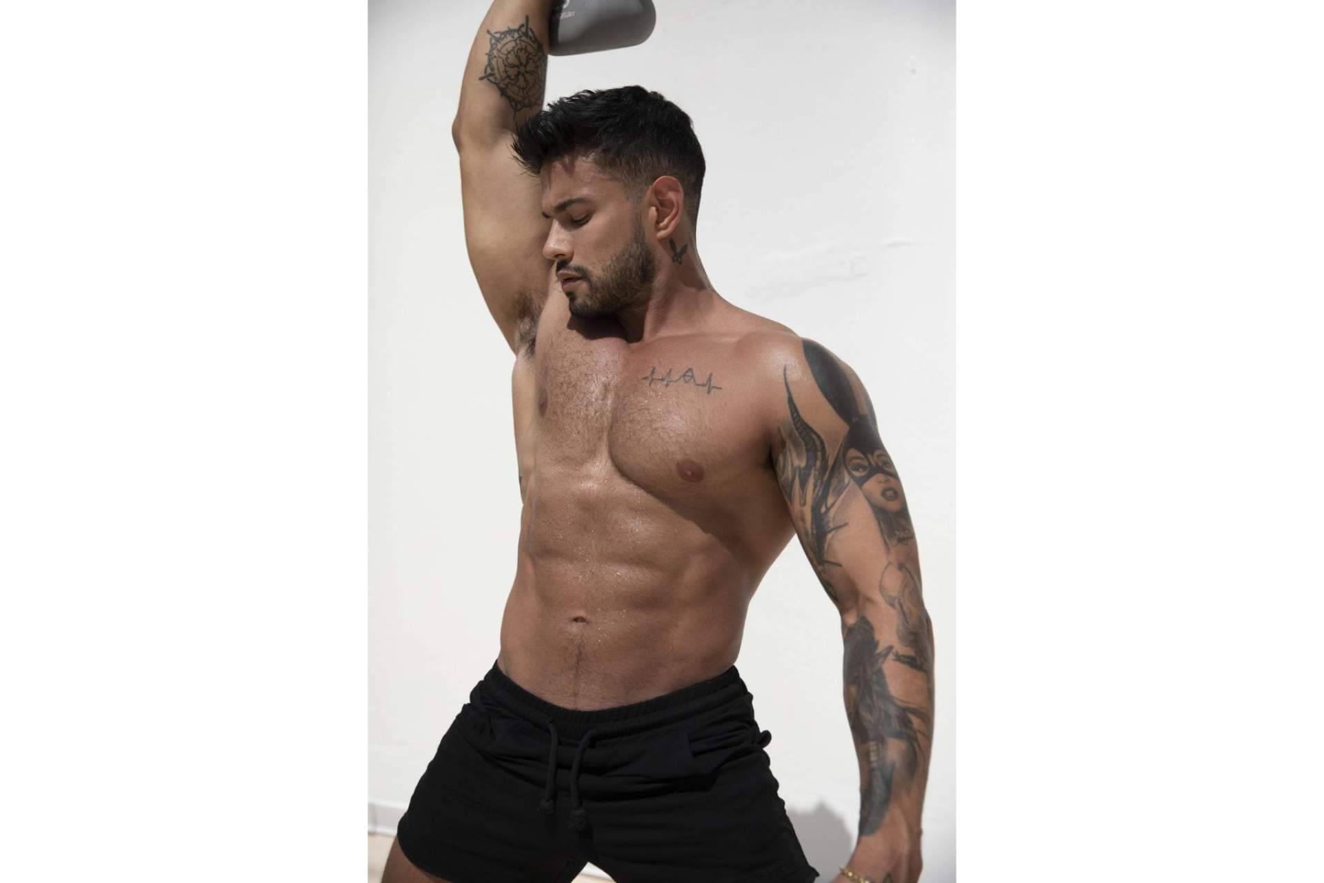Las ventajas que ofrece la app para entrenar en casa del influencer Alejo Ospina