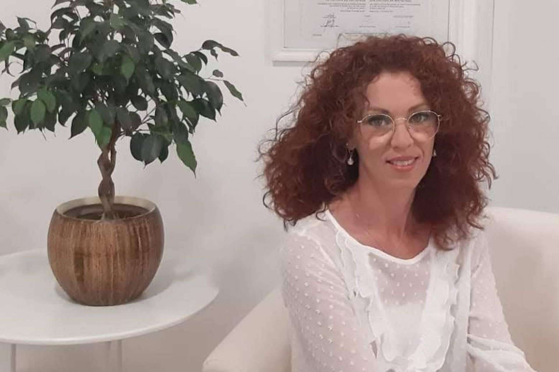 Atracones y ansiedad por comer, causas y soluciones con Nutricionalmente
