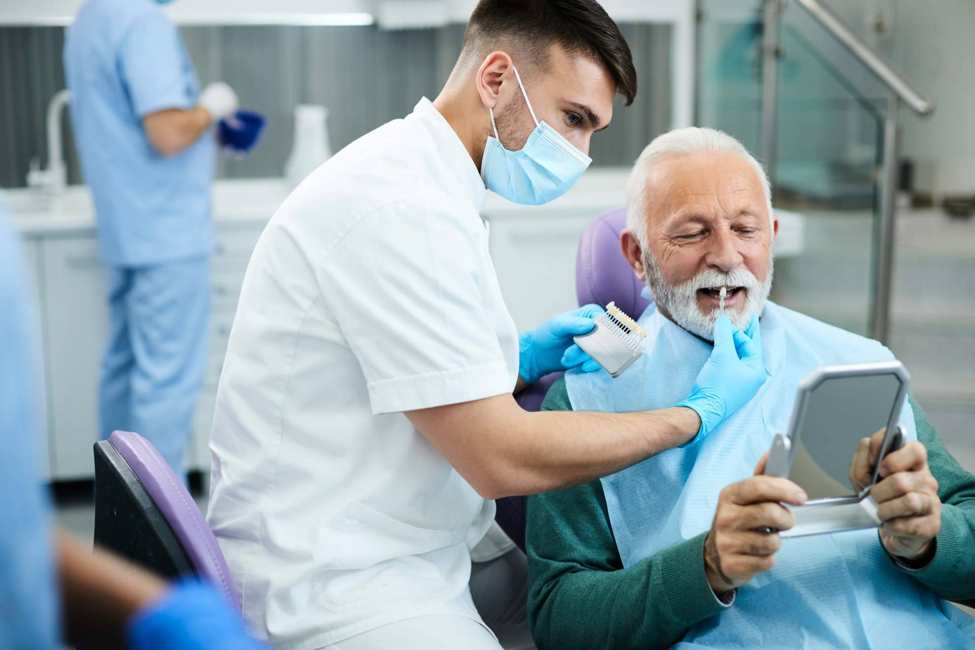 ¿Qué tipos de implantes dentales existen?, por Bucalia