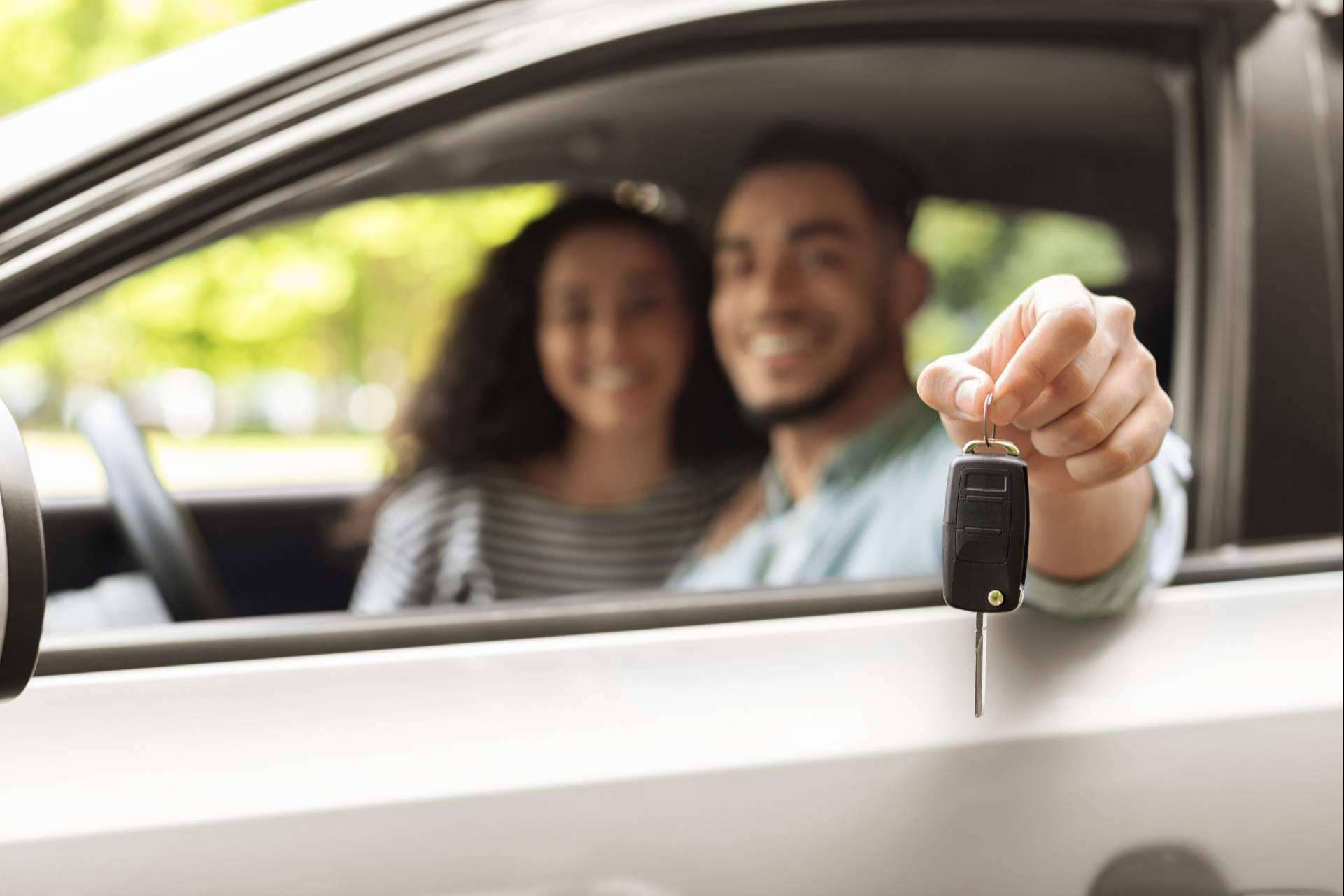 Alquiler coches baratos en Aeropuerto Alicante con la empresa Viva Cars