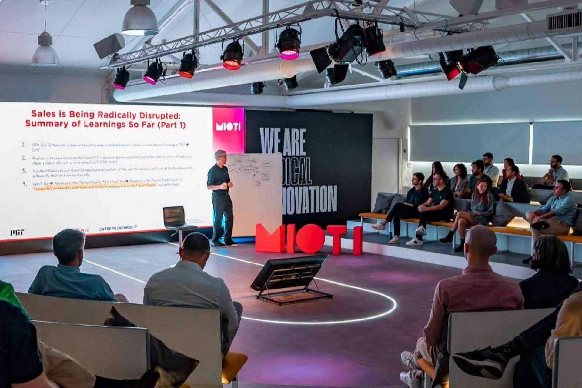 Unirse al progreso del talento digital