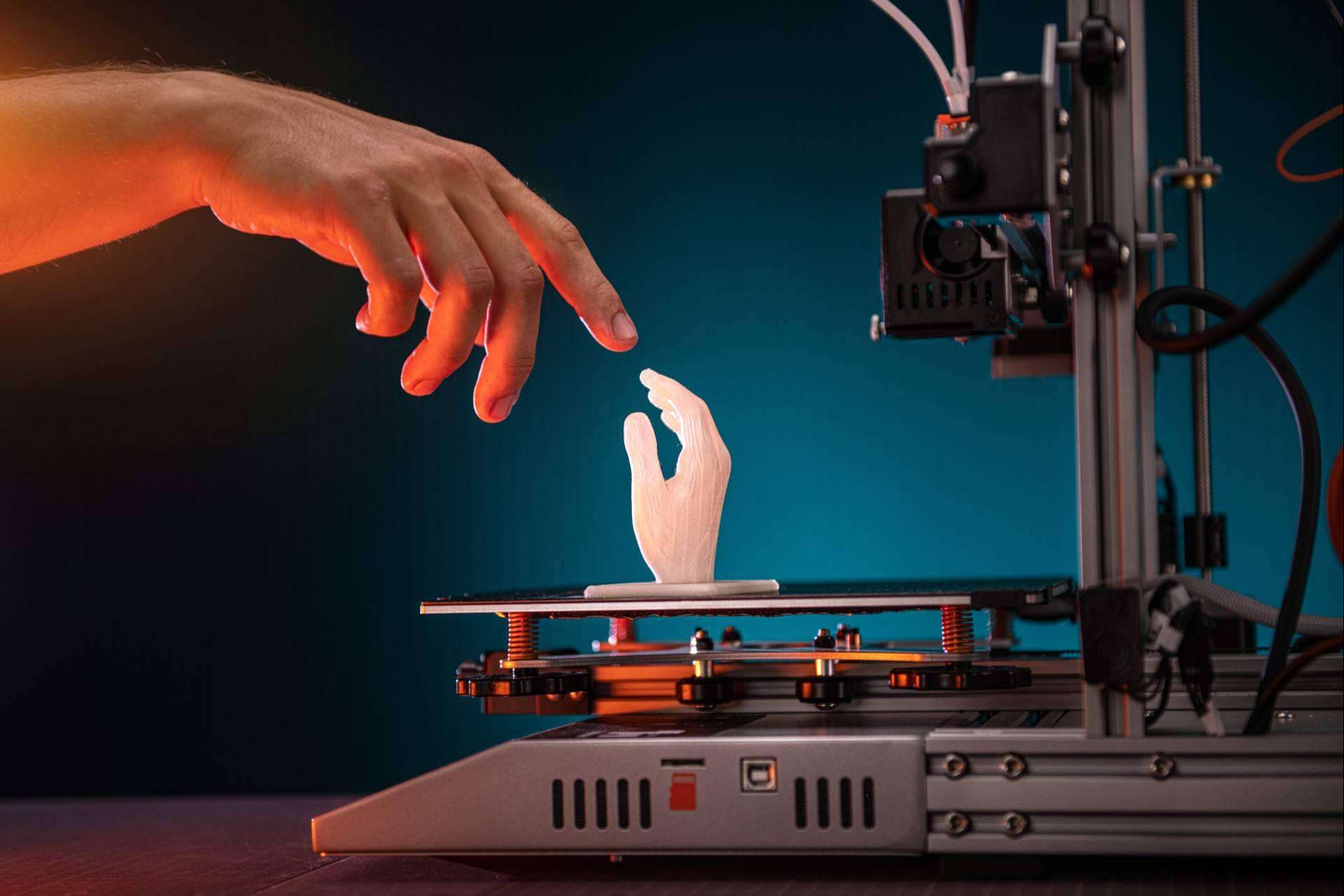 Impresión 3D industrial con plásticos resistentes al desgaste de igus