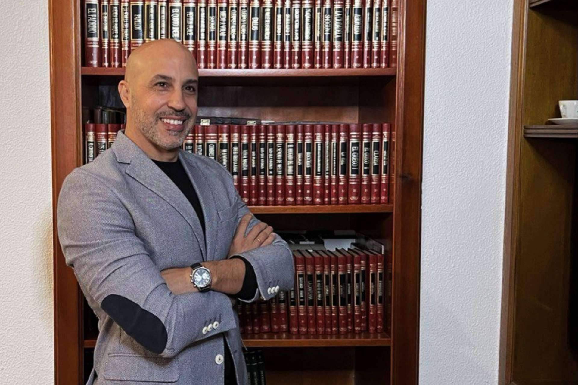 David Macías ha lanzado al mercado 'Poemas y otras banalidades de mi mente', publicada por Letrame Grupo Editorial