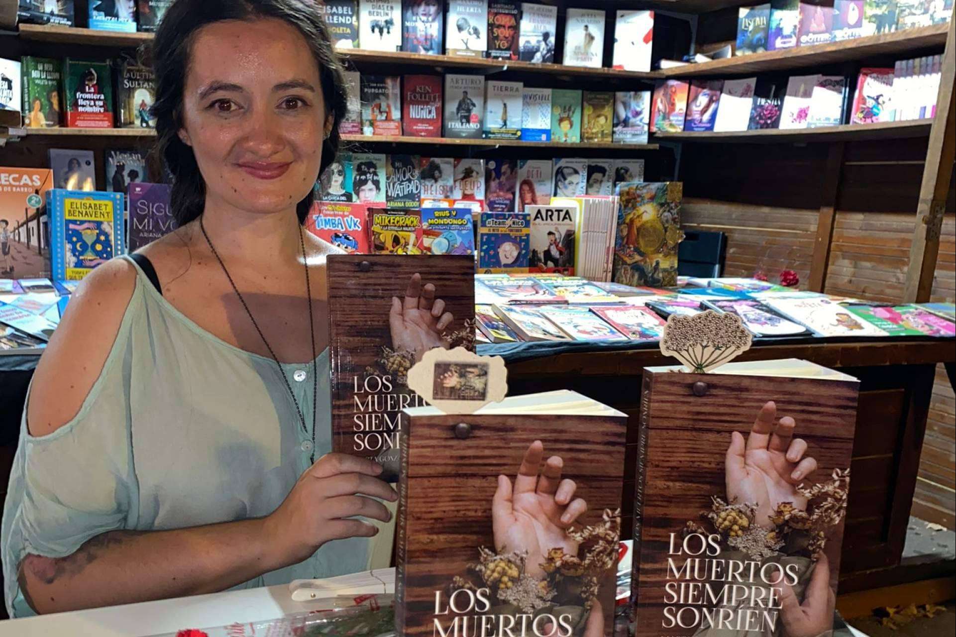 Contar con una autora profesional para escribir una novela