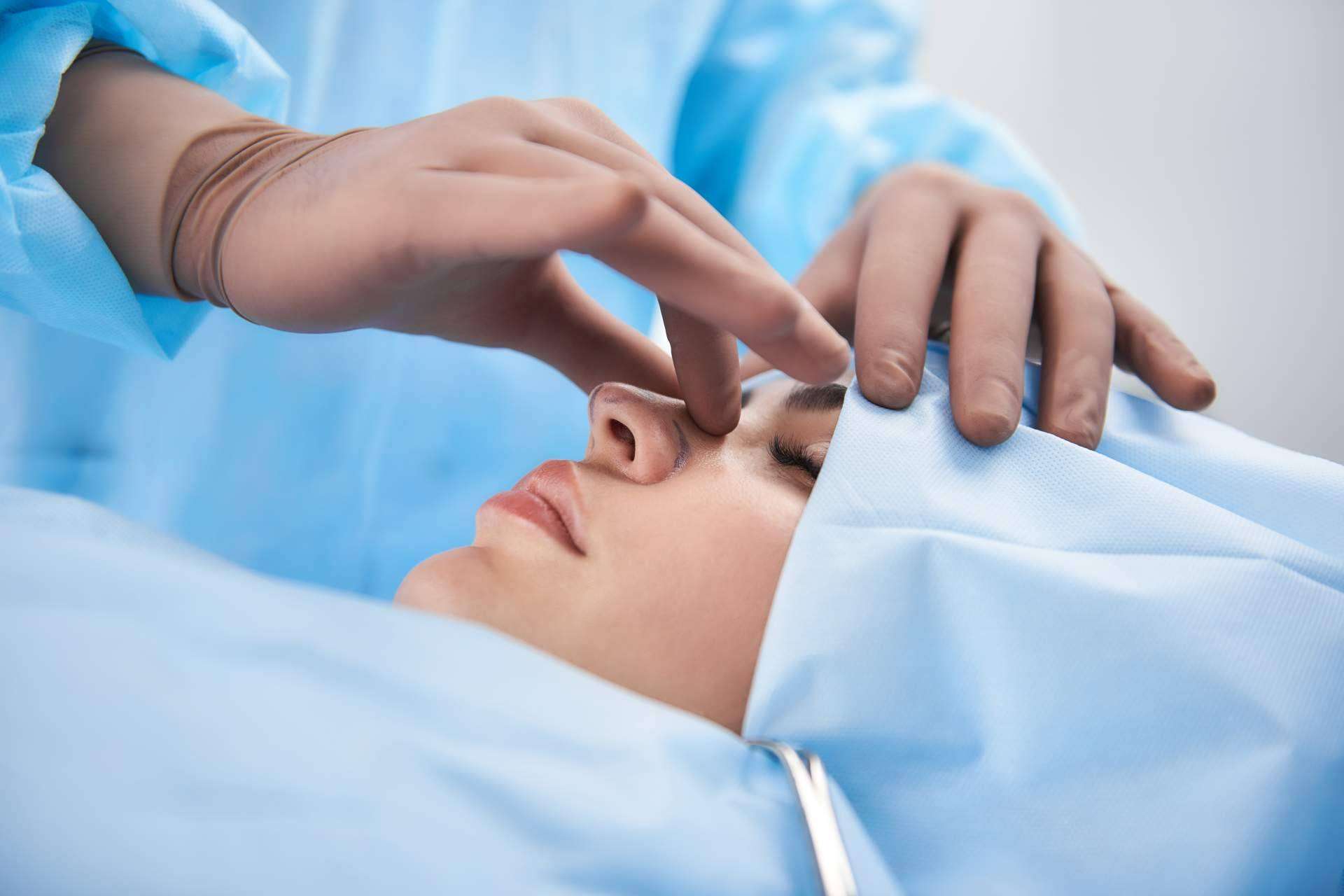 A la vanguardia de la rinoplastia ultrasónica en Madrid con el Dr. Jorge Planas