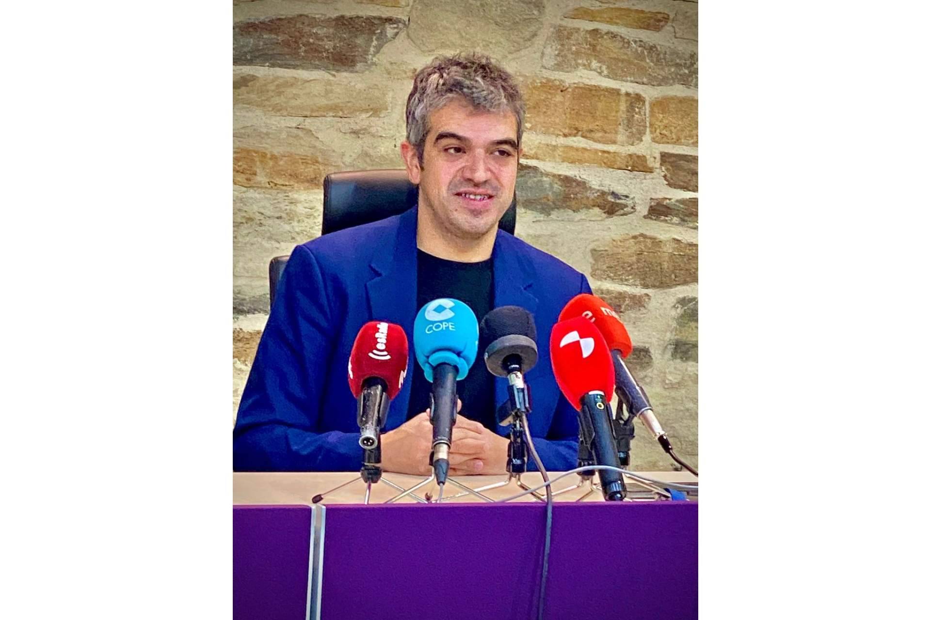 Ferran Centelles valora muy positivamente la clasificación de viñedo y protagoniza dos catas a ciegas en el Bierzo
