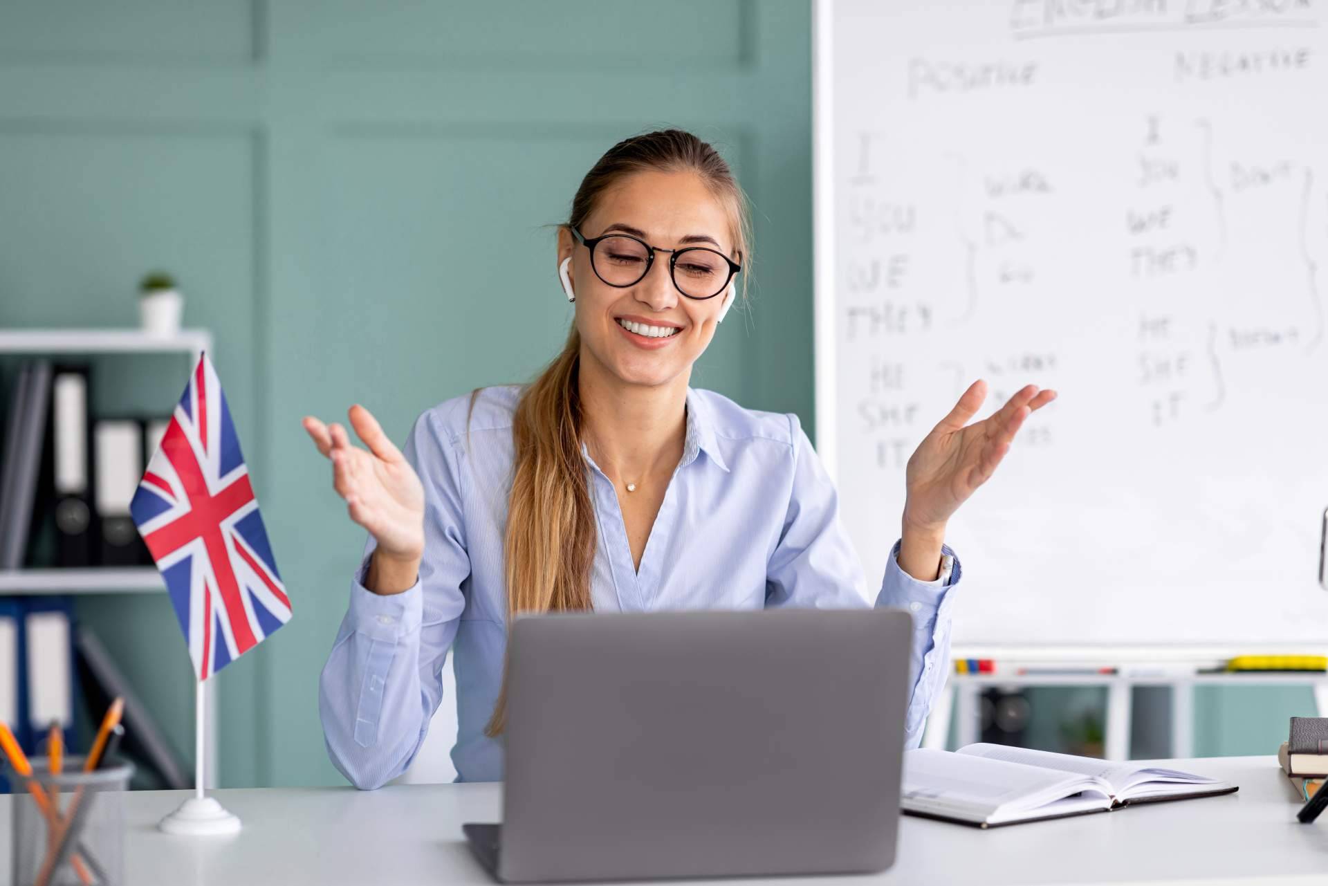 Saber defenderse en una entrevista de trabajo, con Learn Hot English
