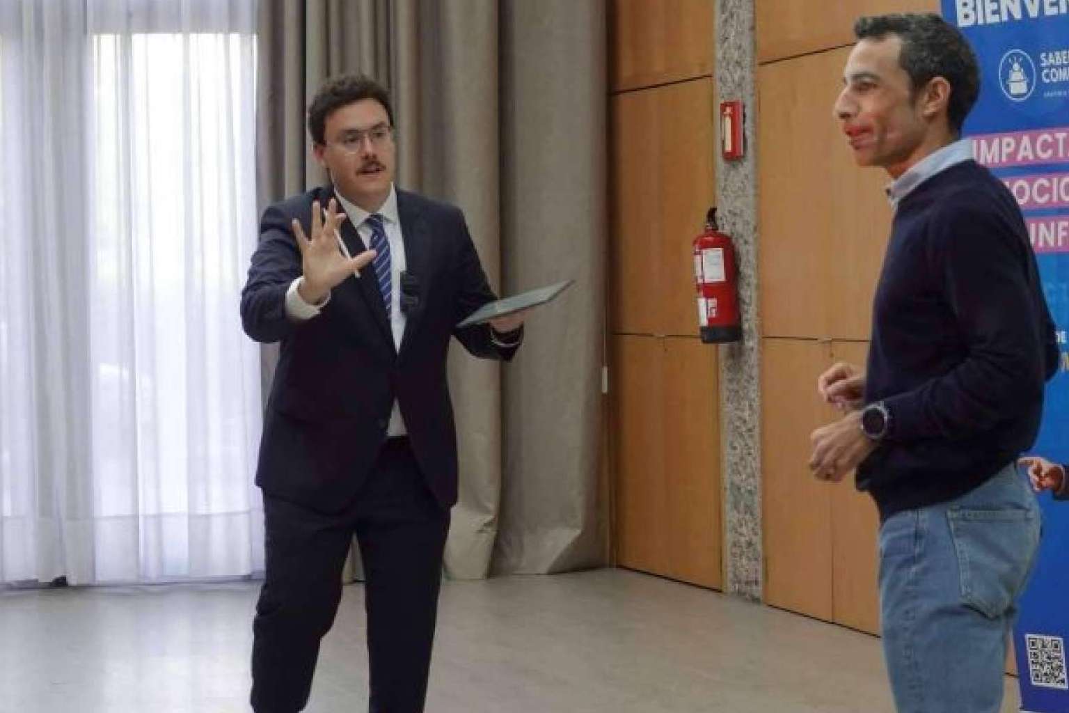 Información sobre el podcast Saber Comunicar de Fernando Miralles