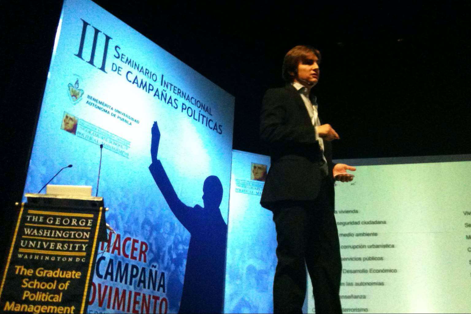 Conferencias y seminarios sobre comunicación política con Aleix Sanmartin