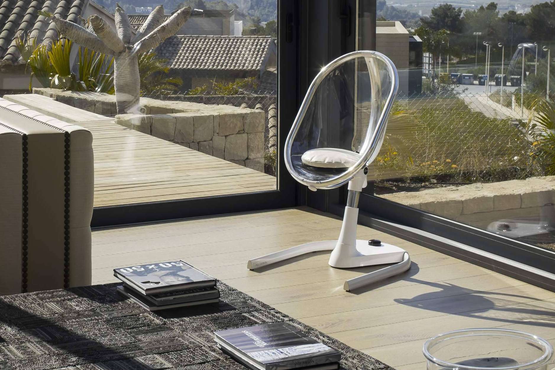 La trona de bebé para las casas diseño, con Mima