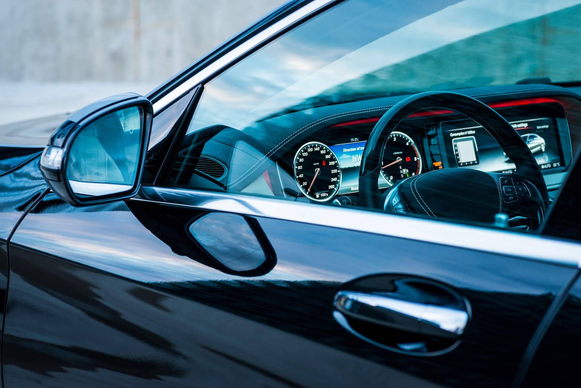 ¿Por qué comprar coche de lujo con Radikal Cars?