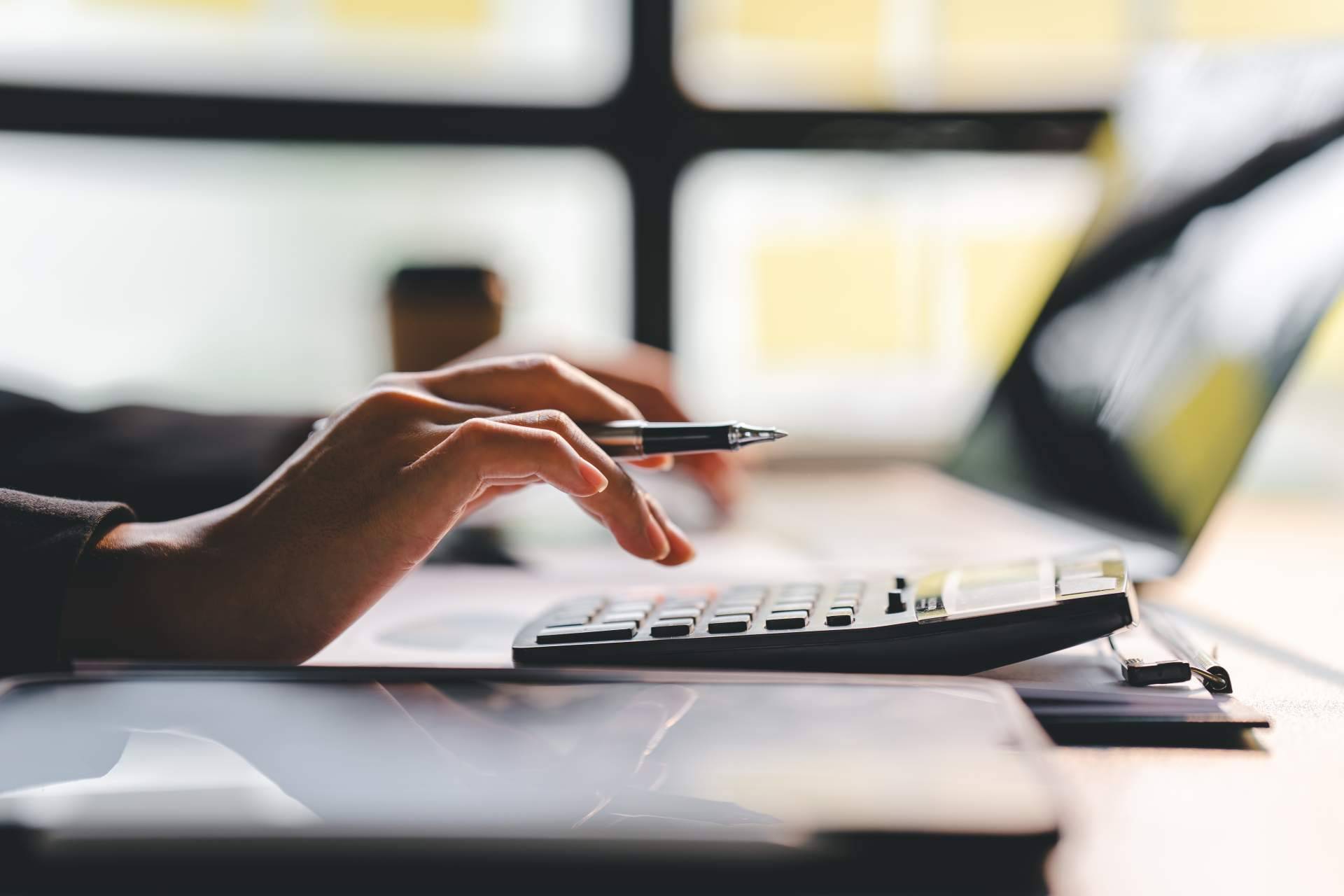Qué beneficios puede aportar una asesoría fiscal a una empresa
