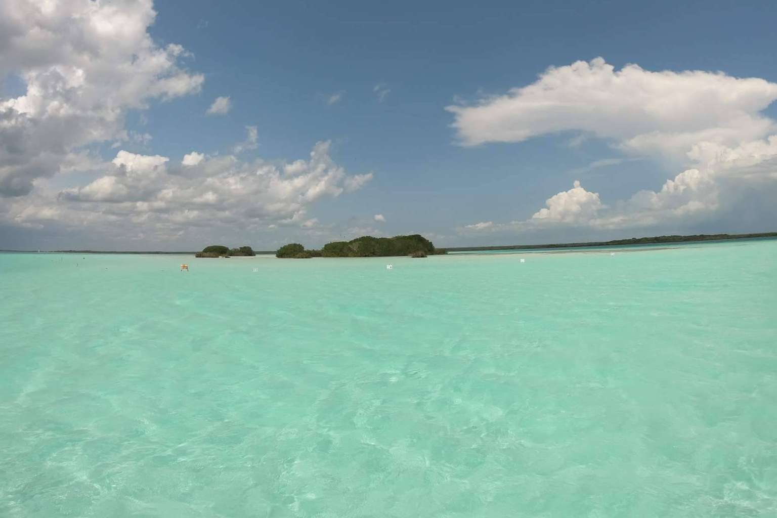Tierras Mayas propone un viaje alternativo a Laguna Bacalar y Costa Maya