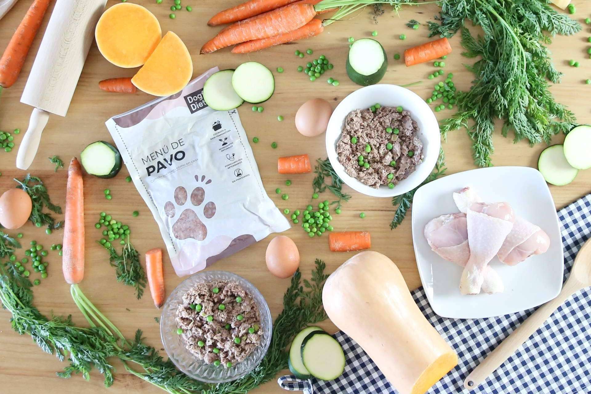 Dogfy Diet brinda una opción de alimentación natural para perros