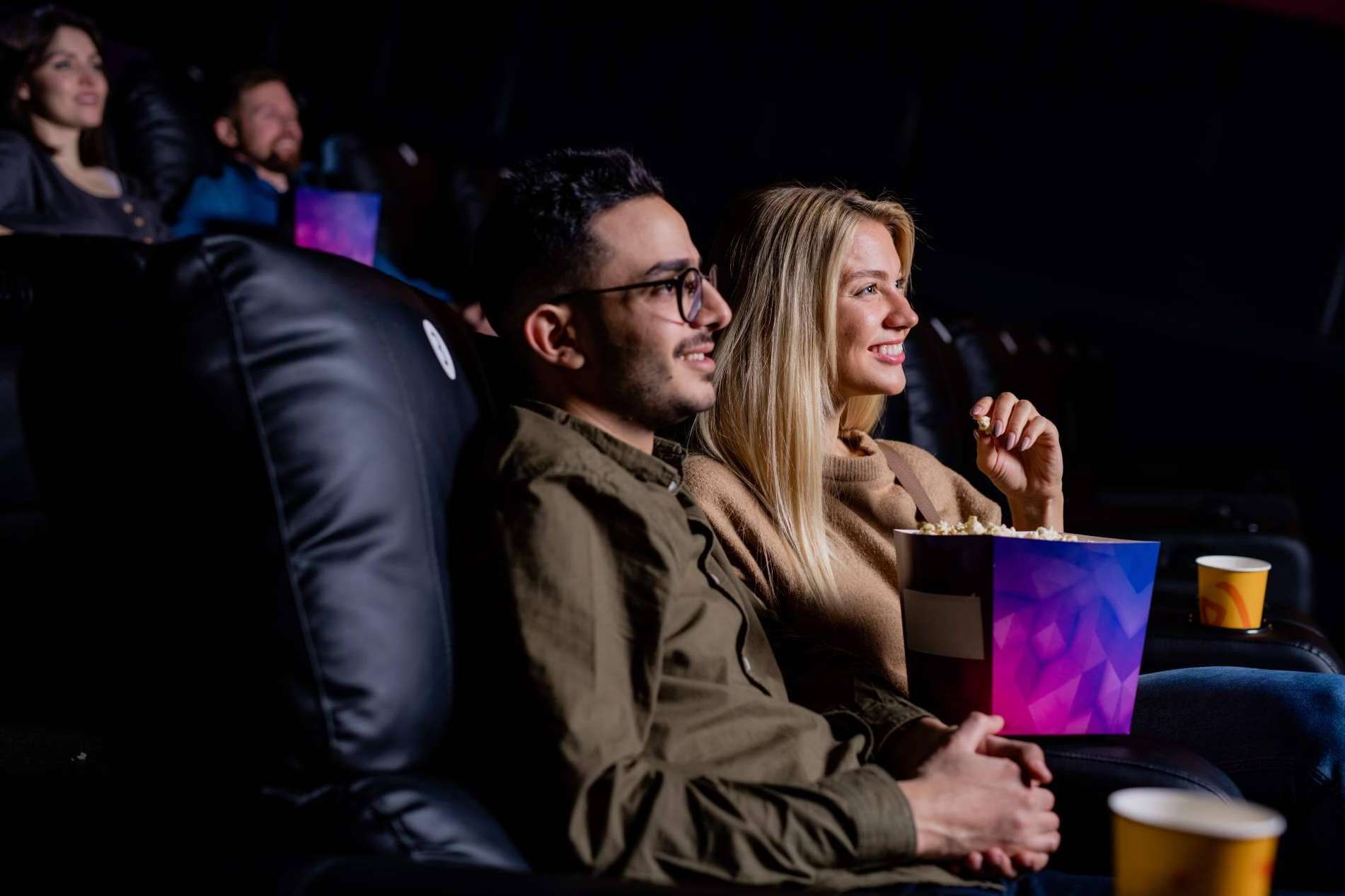 ¿Qué tipos de salas de cine se pueden encontrar según su tecnología?