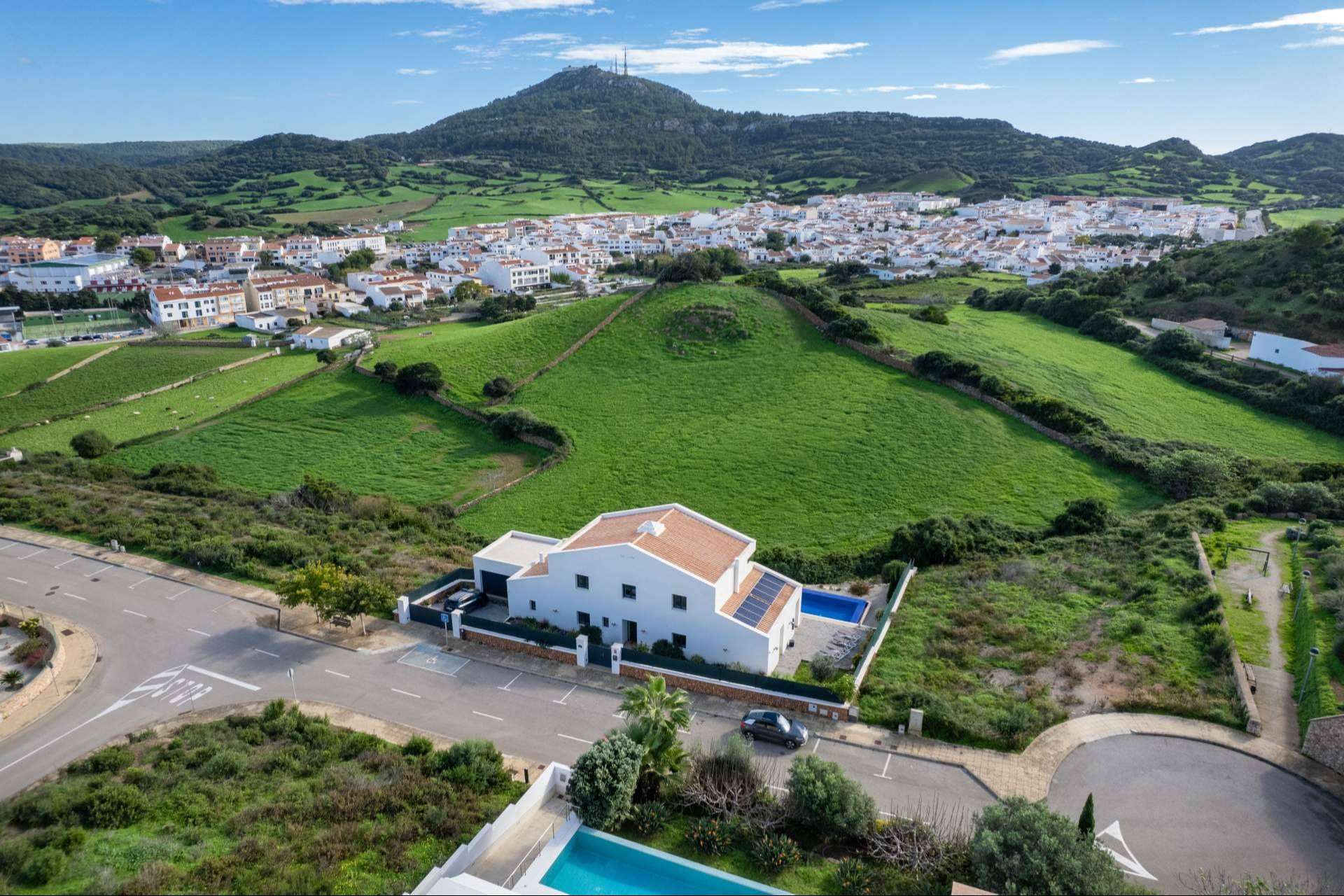 Home Menorca permite adquirir propiedades de lujo ubicadas en áreas exclusivas de Menorca