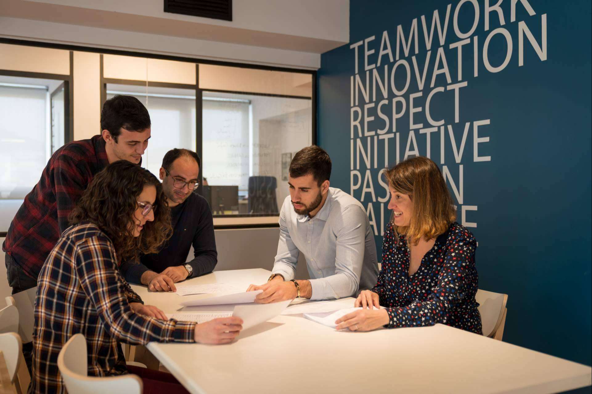 Projectum.es habla sobre la importancia que tiene para los profesionales de la ingeniería y la arquitectura contar con herramientas digitales