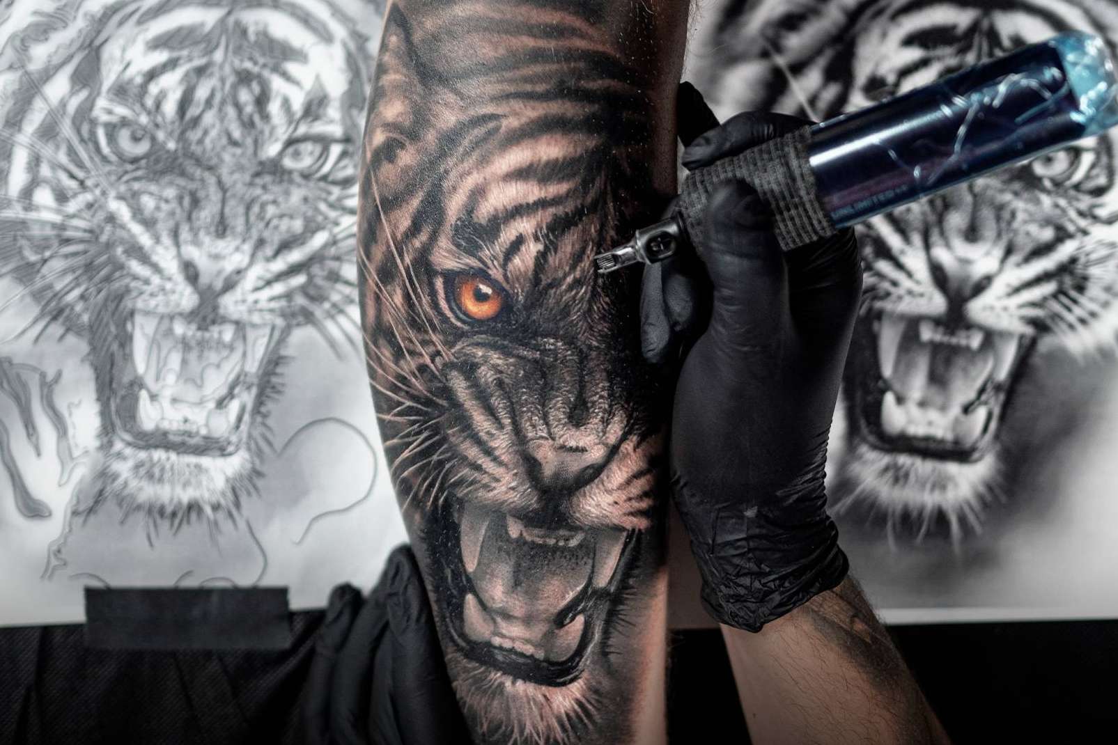 Asistir a cursos de tatuajes en Habbility para mejorar la técnica en retratos realistas