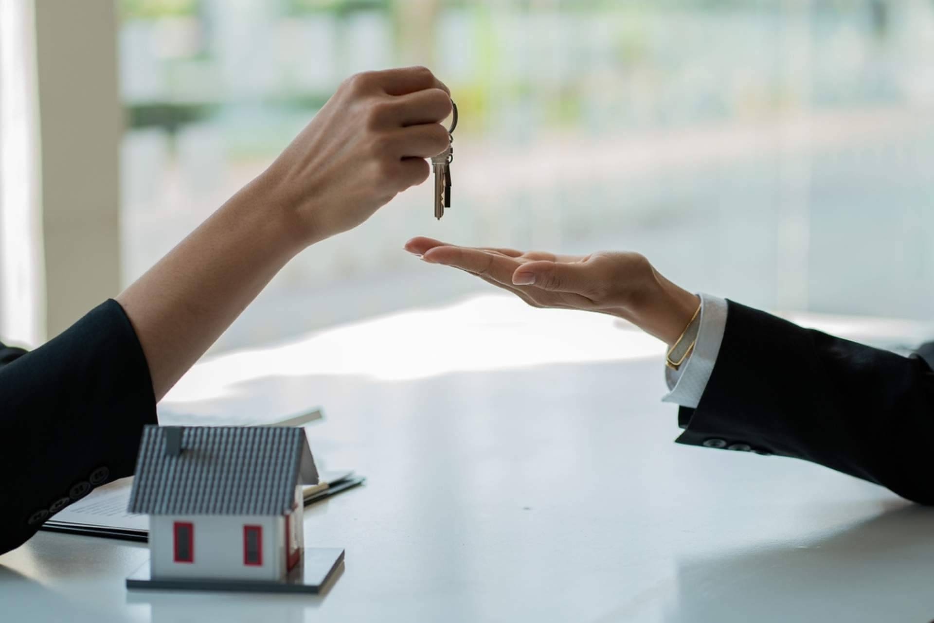 Arrenda explica en qué consisten los gastos deducibles del alquiler de una vivienda en la declaración de la renta