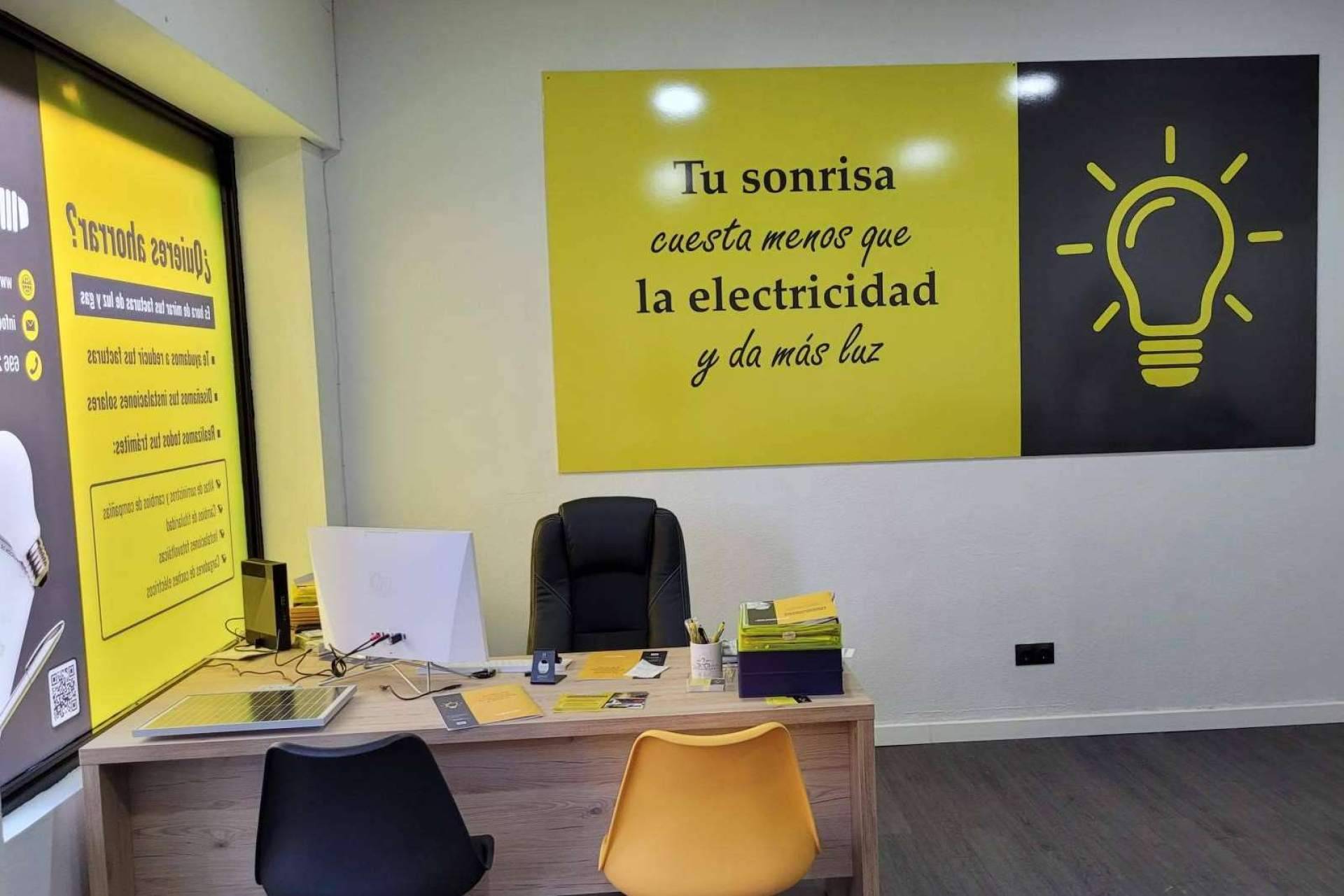 Asesoría energética de confianza para ahorrar en la factura eléctrica en Granada, de la mano de Descuentos en Luz