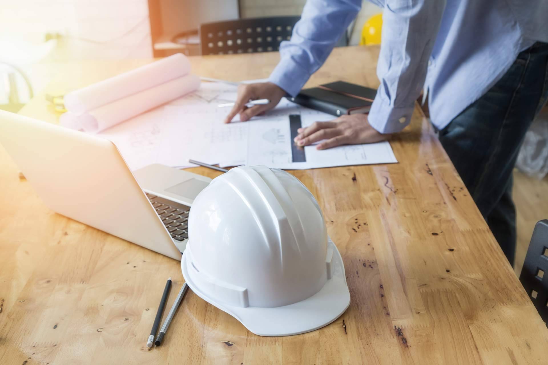 ¿Cuáles son las ventajas de contratar a una empresa constructora en Madrid como Luxor Espacios?