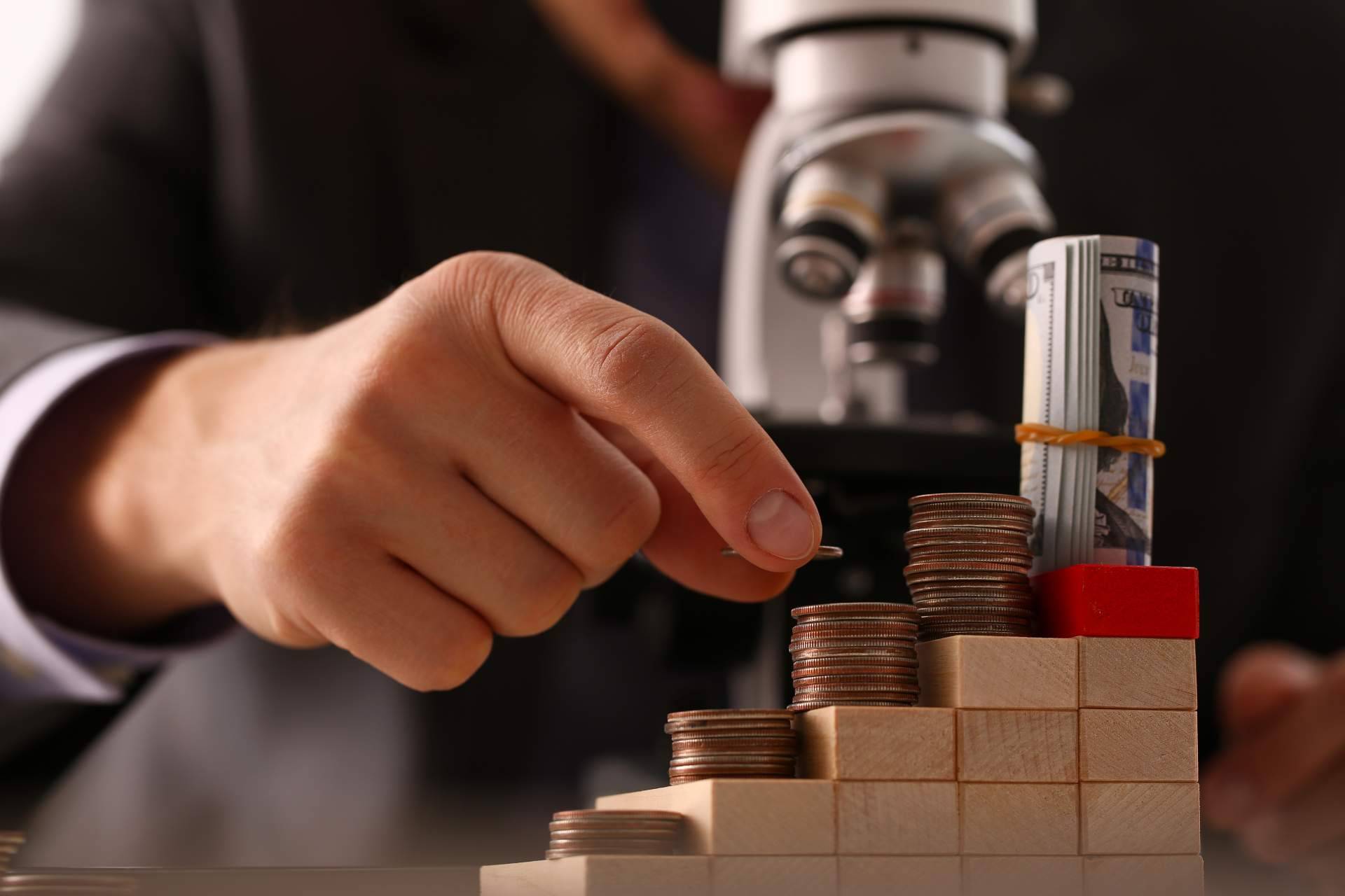 Financiación de las vacaciones de Semana Santa y los peligros de las tarjetas revolving y microcréditos