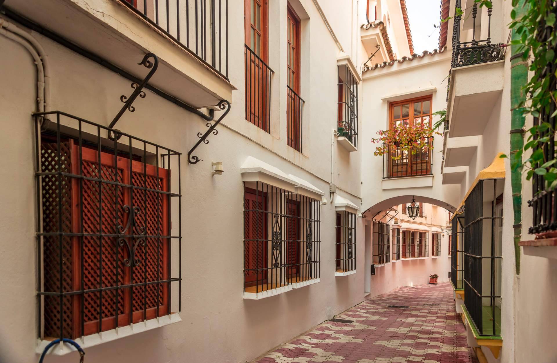 Las ventajas que ofrece la inmobiliaria Marbella con sus casas ubicadas en la Costa del Sol