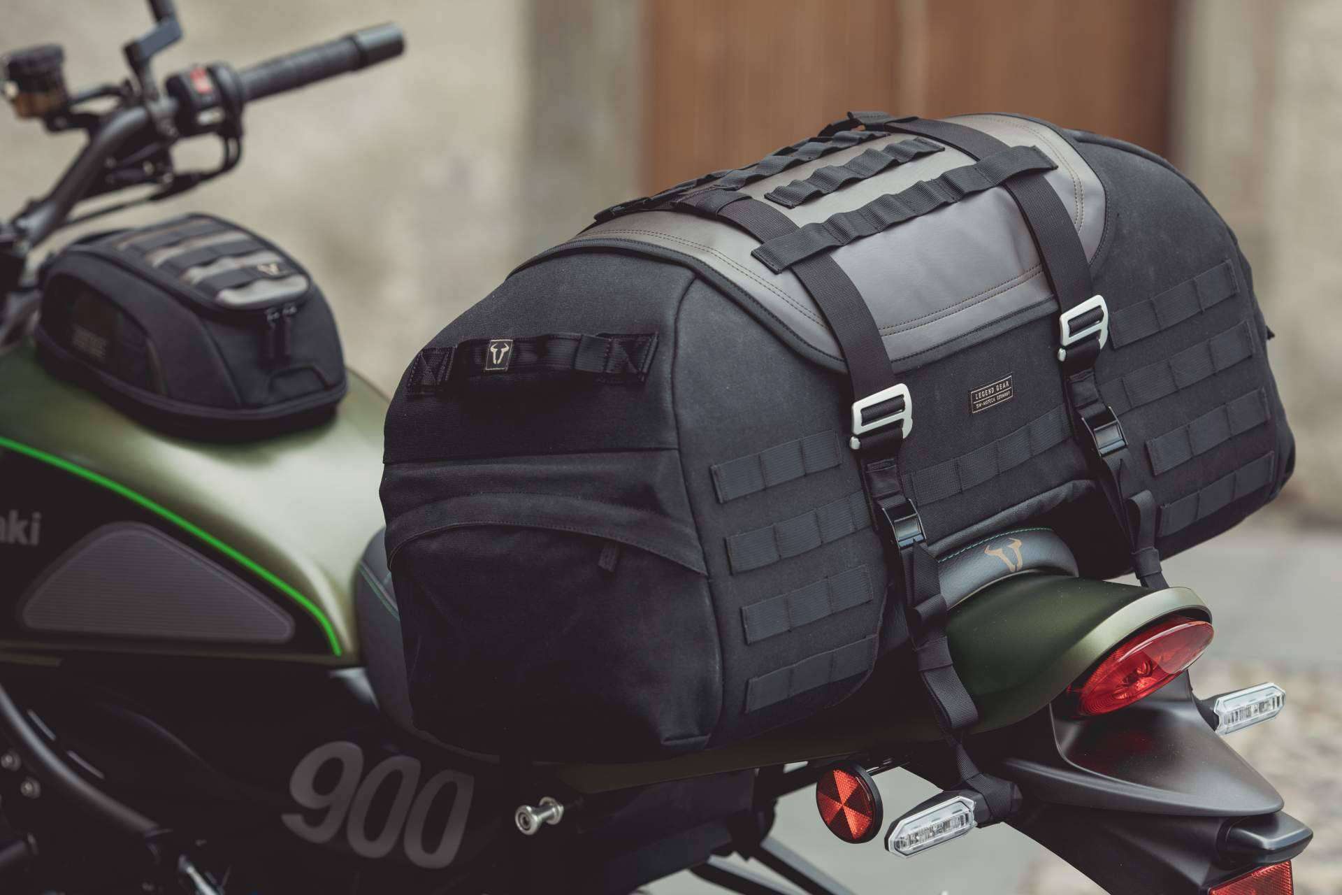Viajar en moto hasta Jerez con los accesorios de SW-MOTECH para disfrutar del Gran Premio de MotoGP