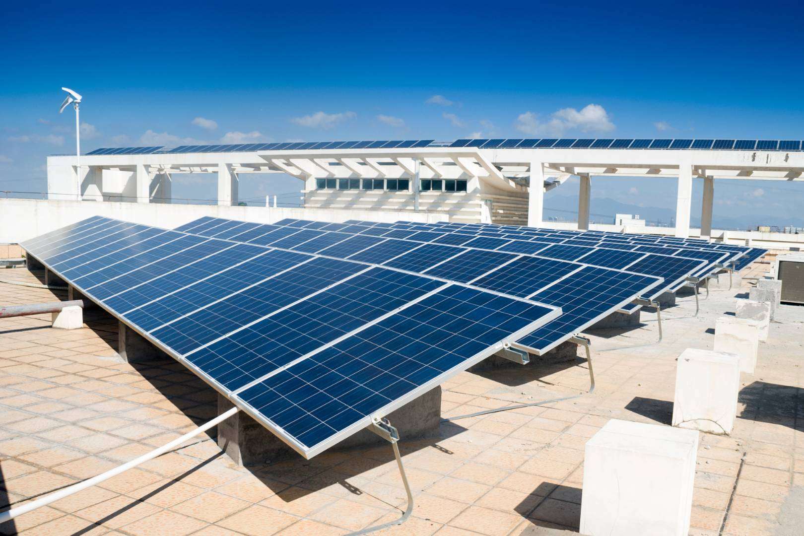 Damia Solar, la tienda de paneles solares