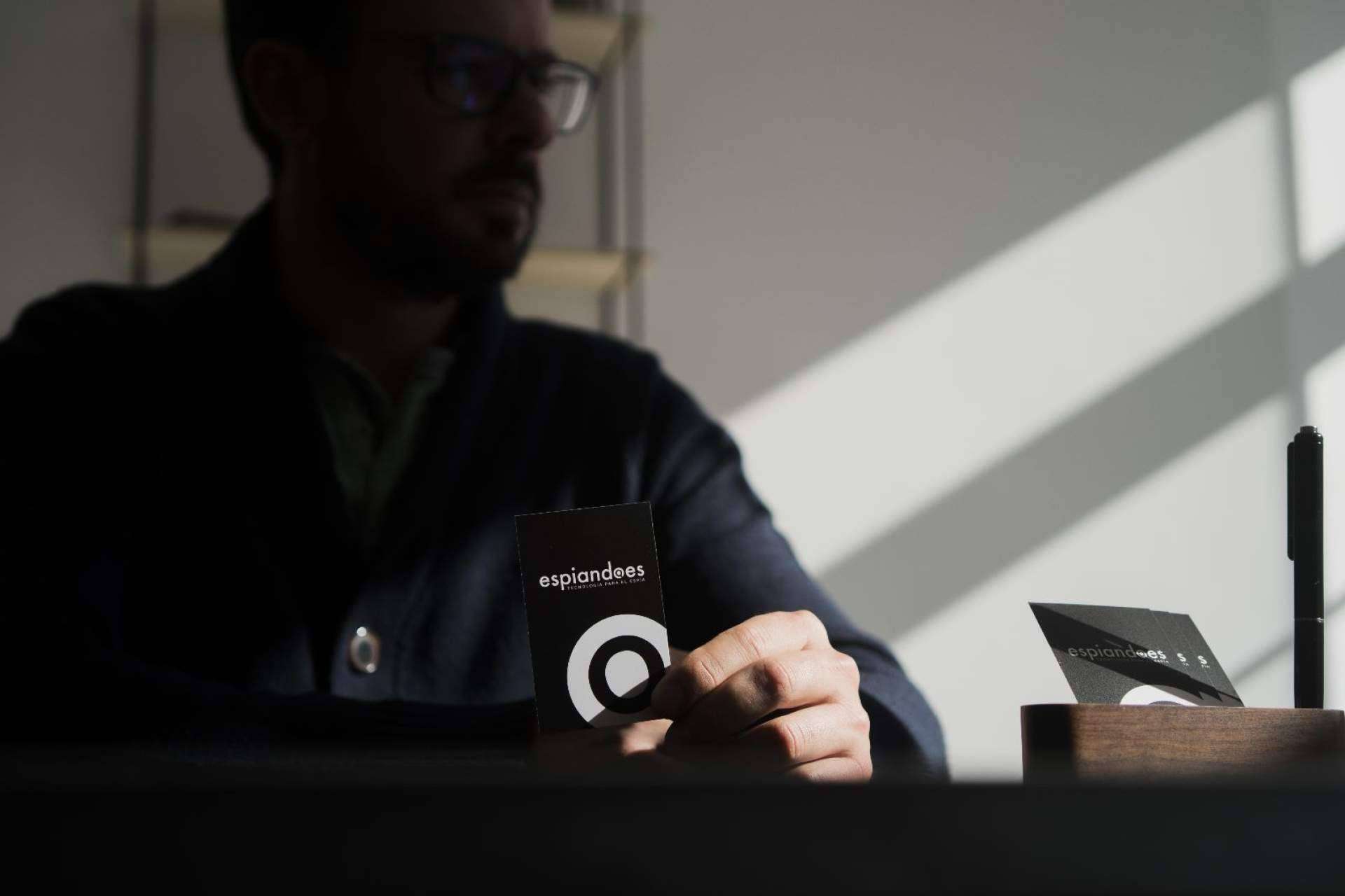 La empresa que ha revolucionado el mundo de la vigilancia y el espionaje, Espiando.es,