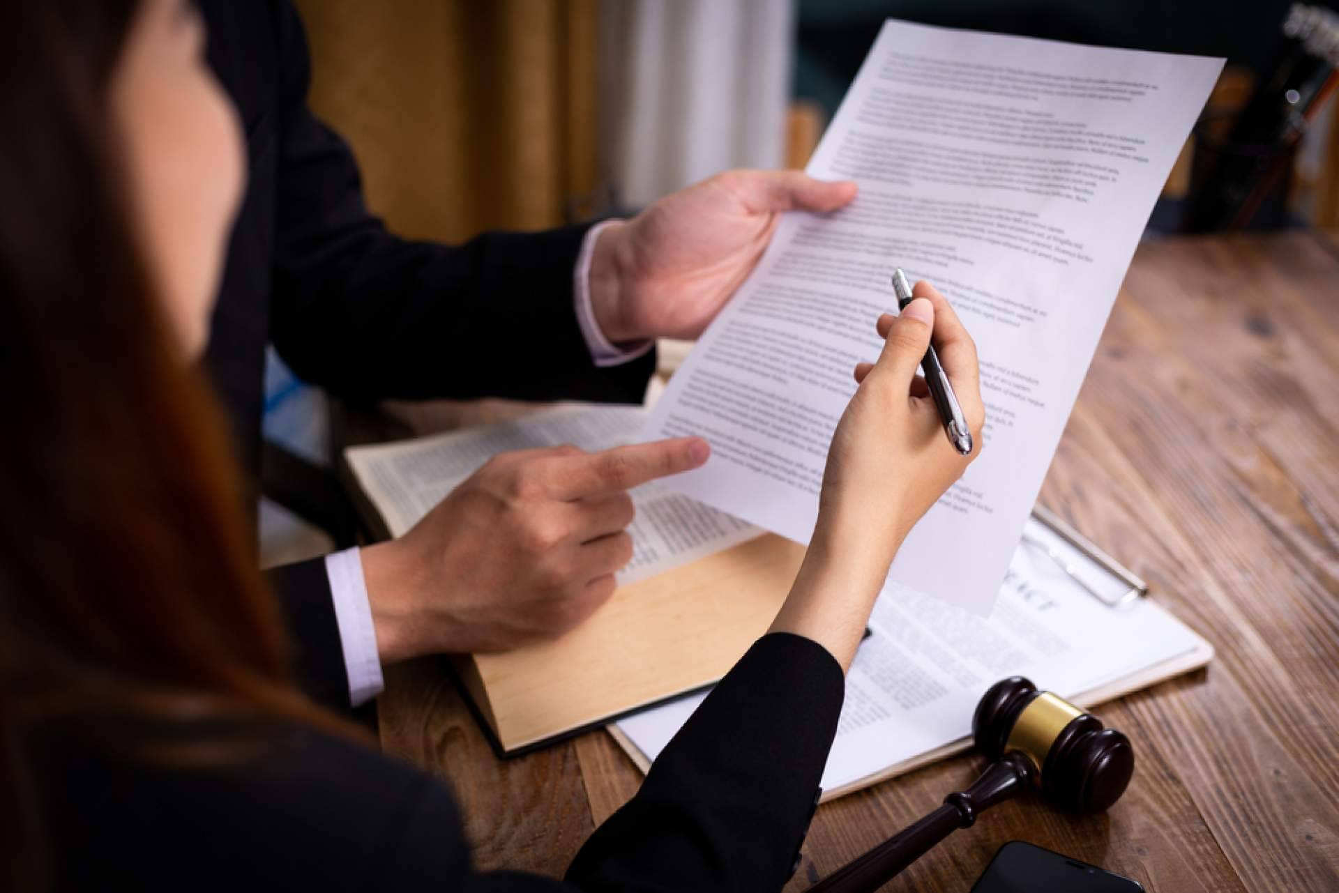 Anulación de un contrato abusivo contra una inmobiliaria por parte de Mario Schilling