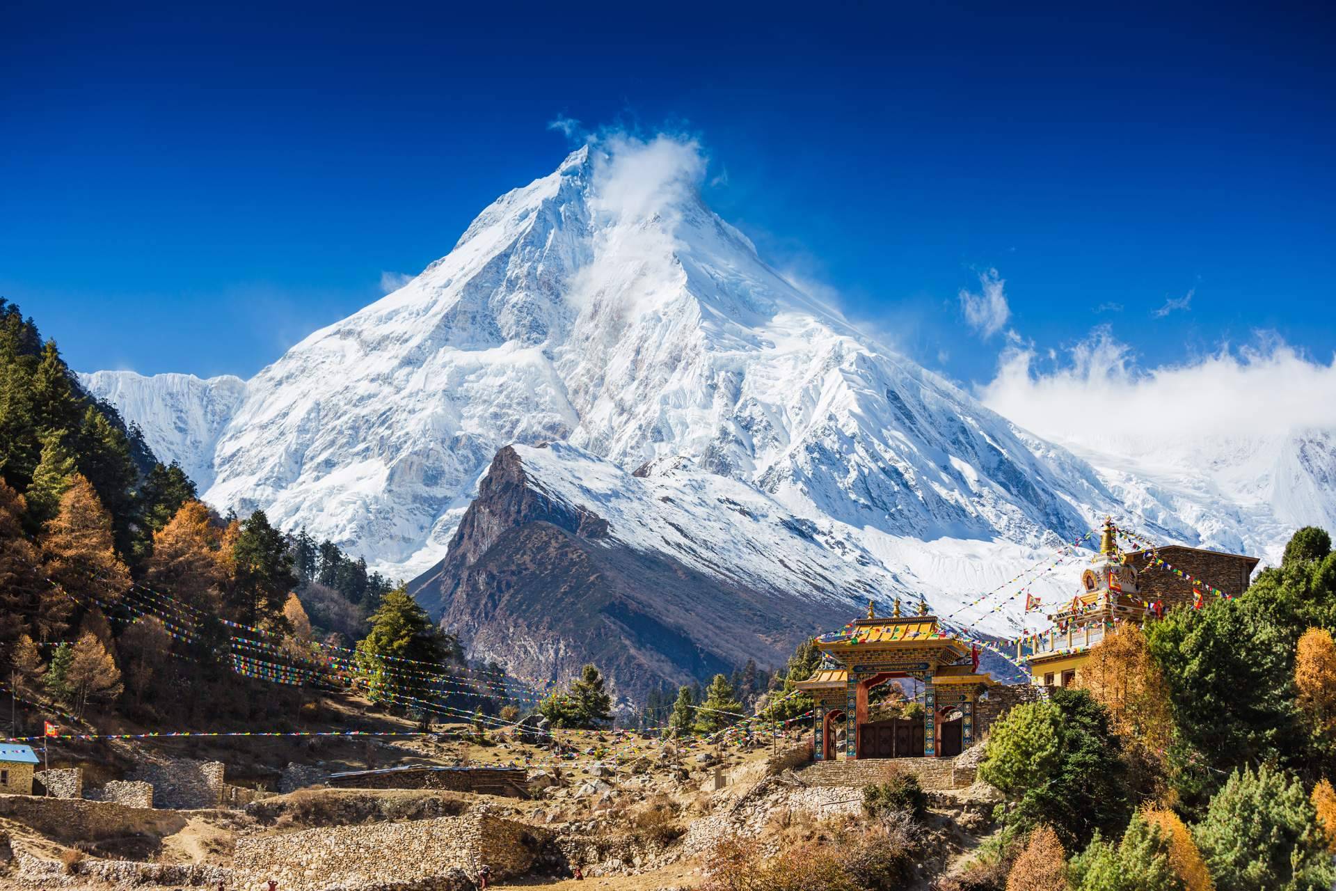 Nepal en moto, Motorbeach Viajes ofrece la posibilidad de ir a la cima del mundo