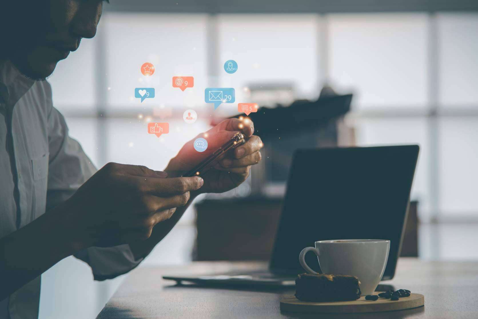 ¿Cómo llevar a cabo una campaña en redes sociales profesional?, por Cierzo Digital