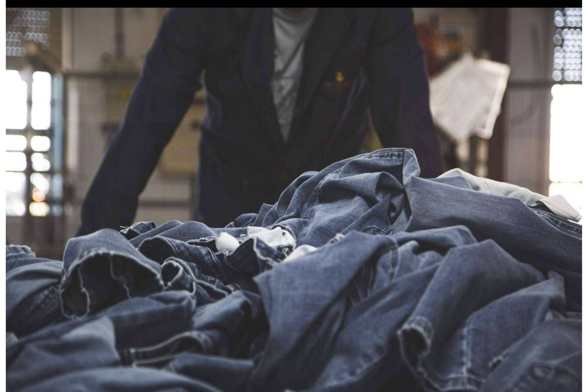 Capitán Denim cumple 10 años, la fábrica de vaqueros 'Made in Spain', enfocada en la moda sostenible