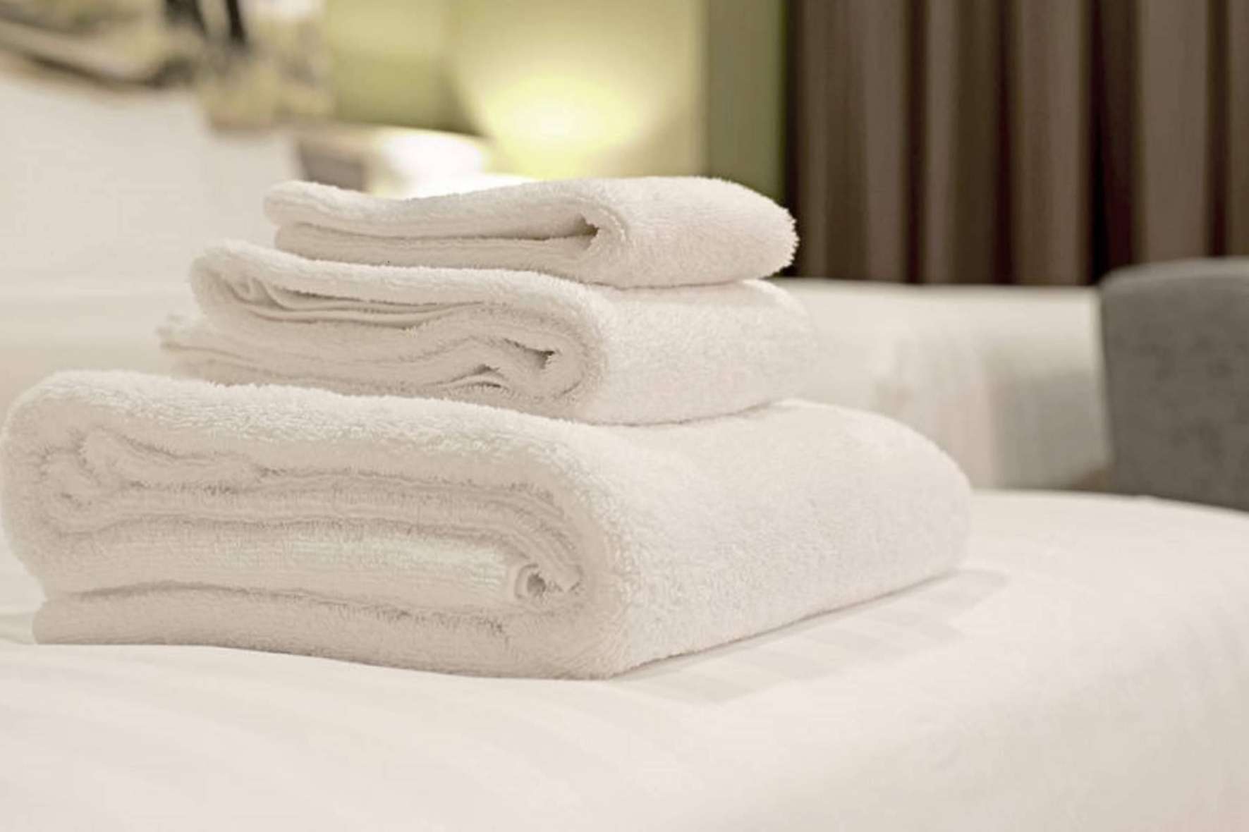 Textiles Tombla y su oferta de sábanas y toallas blancas para hostelería