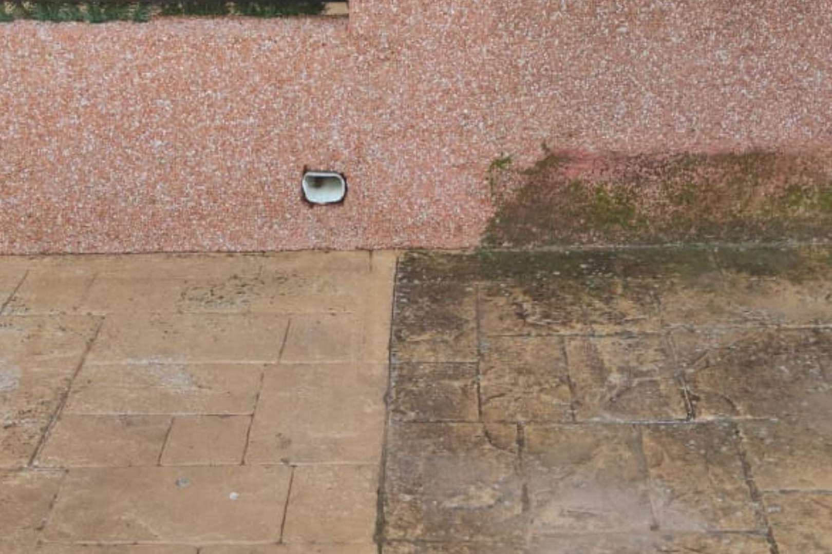 Limpieza con vapor a alta presión, la técnica innovadora de la empresa Galvan Lacados para comunidades y edificios de viviendas