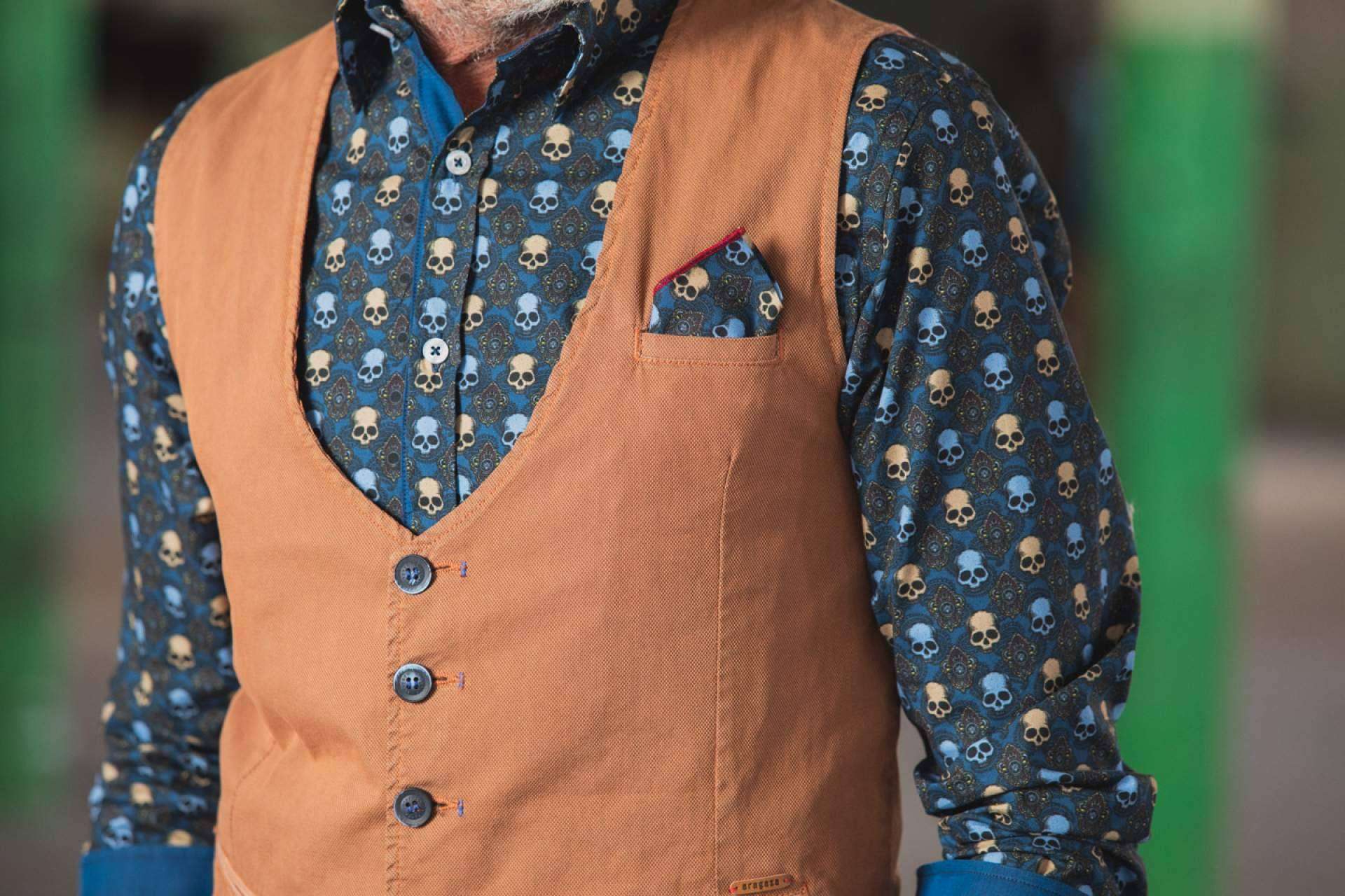 Aragaza y su amplio catálogo de camisas estampadas