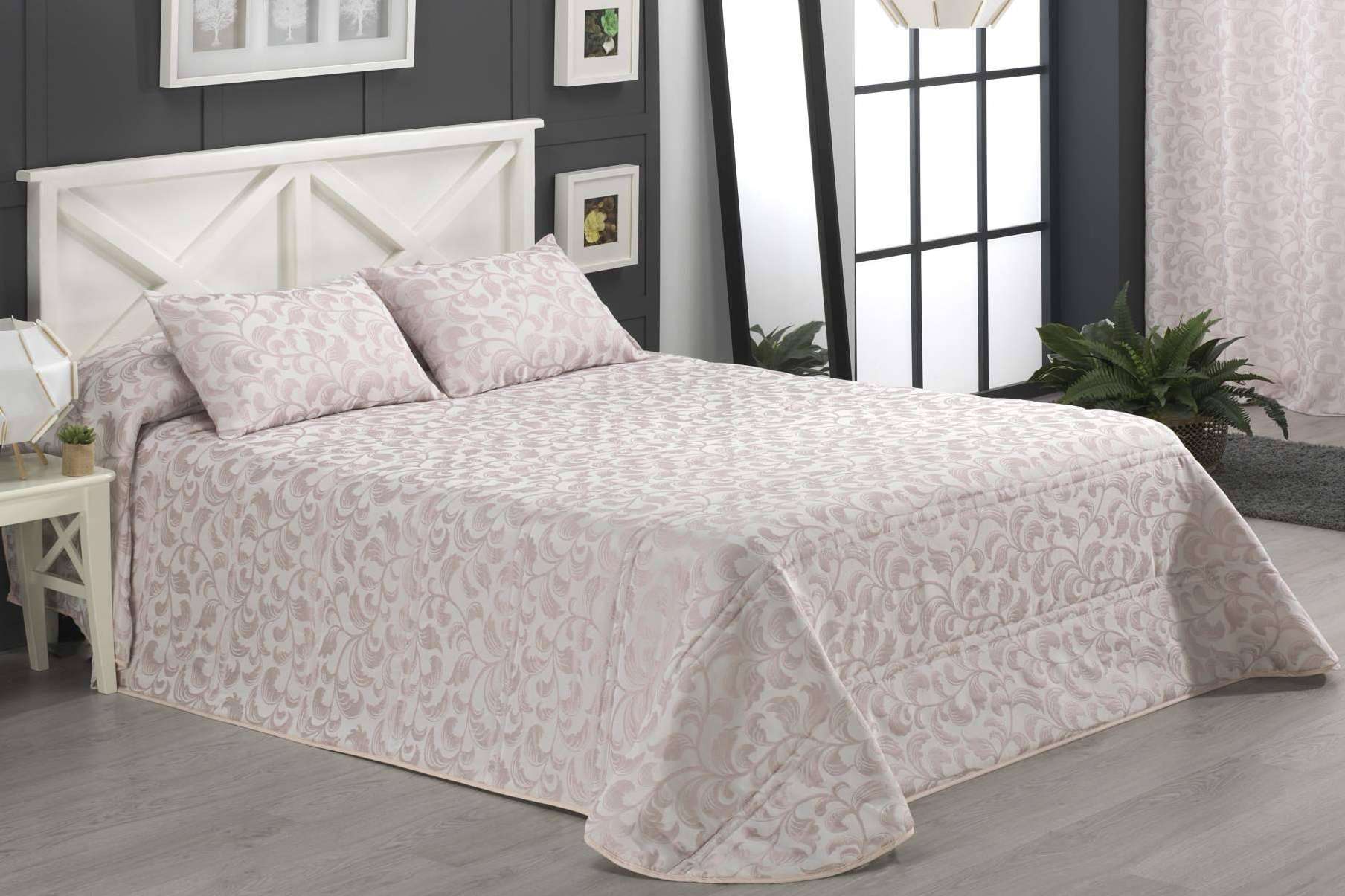 La Novena Nube ayuda a cambiar la ropa de cama en primavera con sus colchas boutí