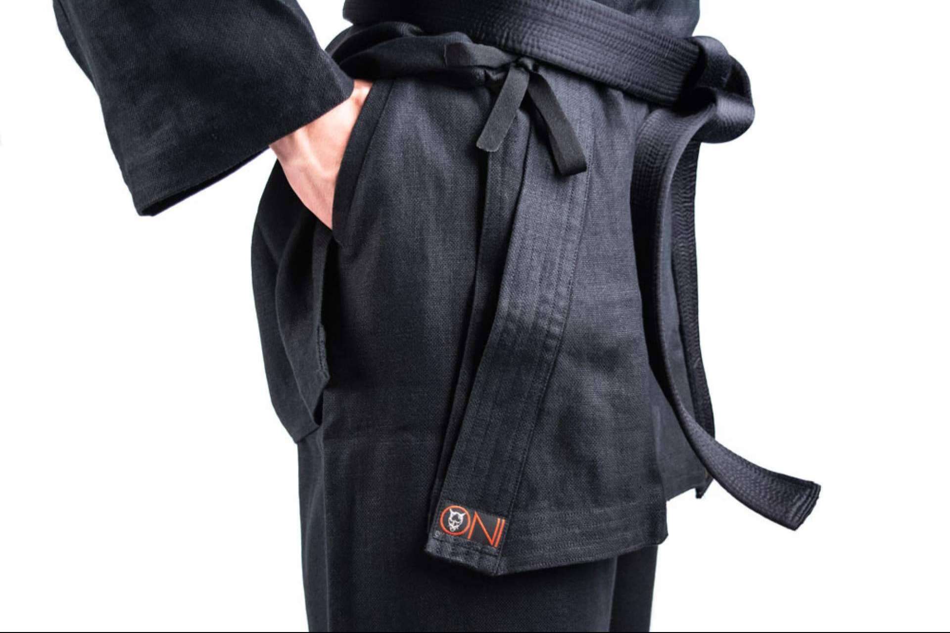 Los diferentes tipos de armas utilizadas en el arte marcial ninjutsu, a la venta en Katanamart