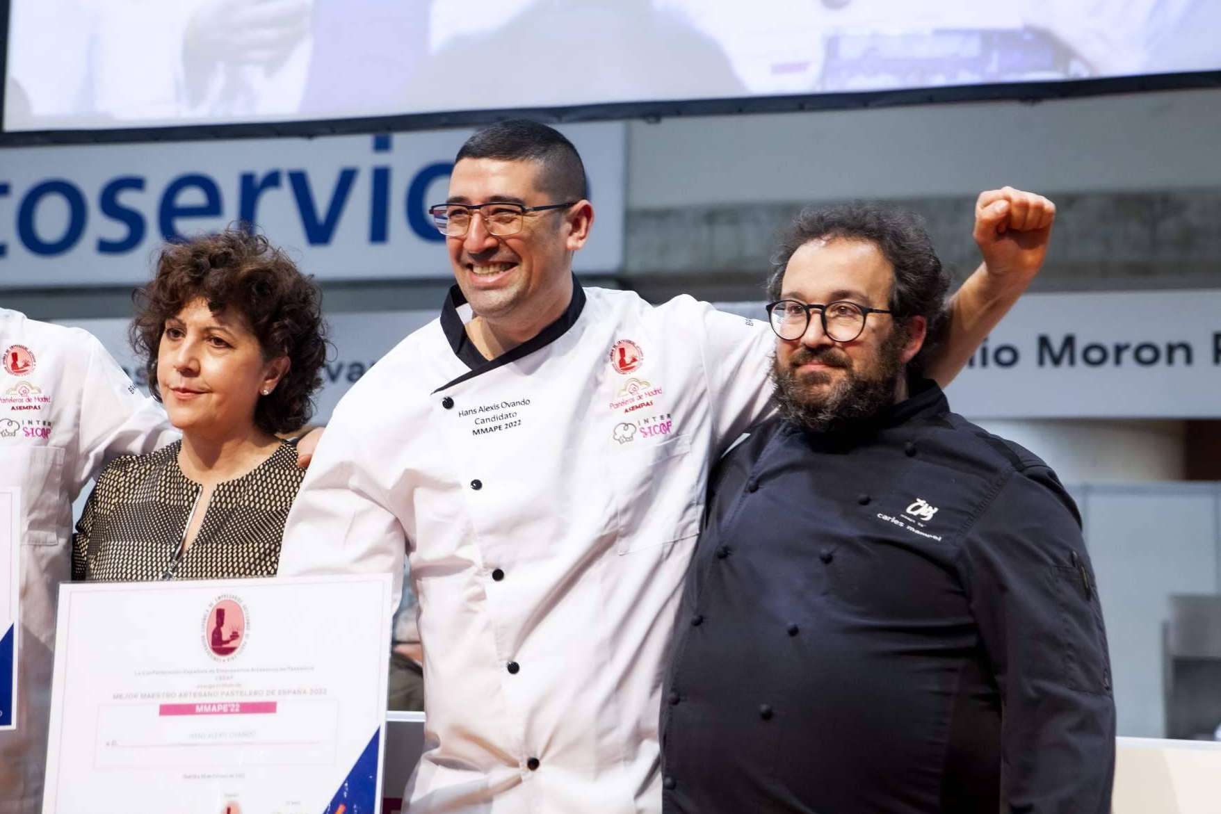 Reconocimiento para Hans Ovando, de Be Chef, con el premio de Mejor Pastelero de España
