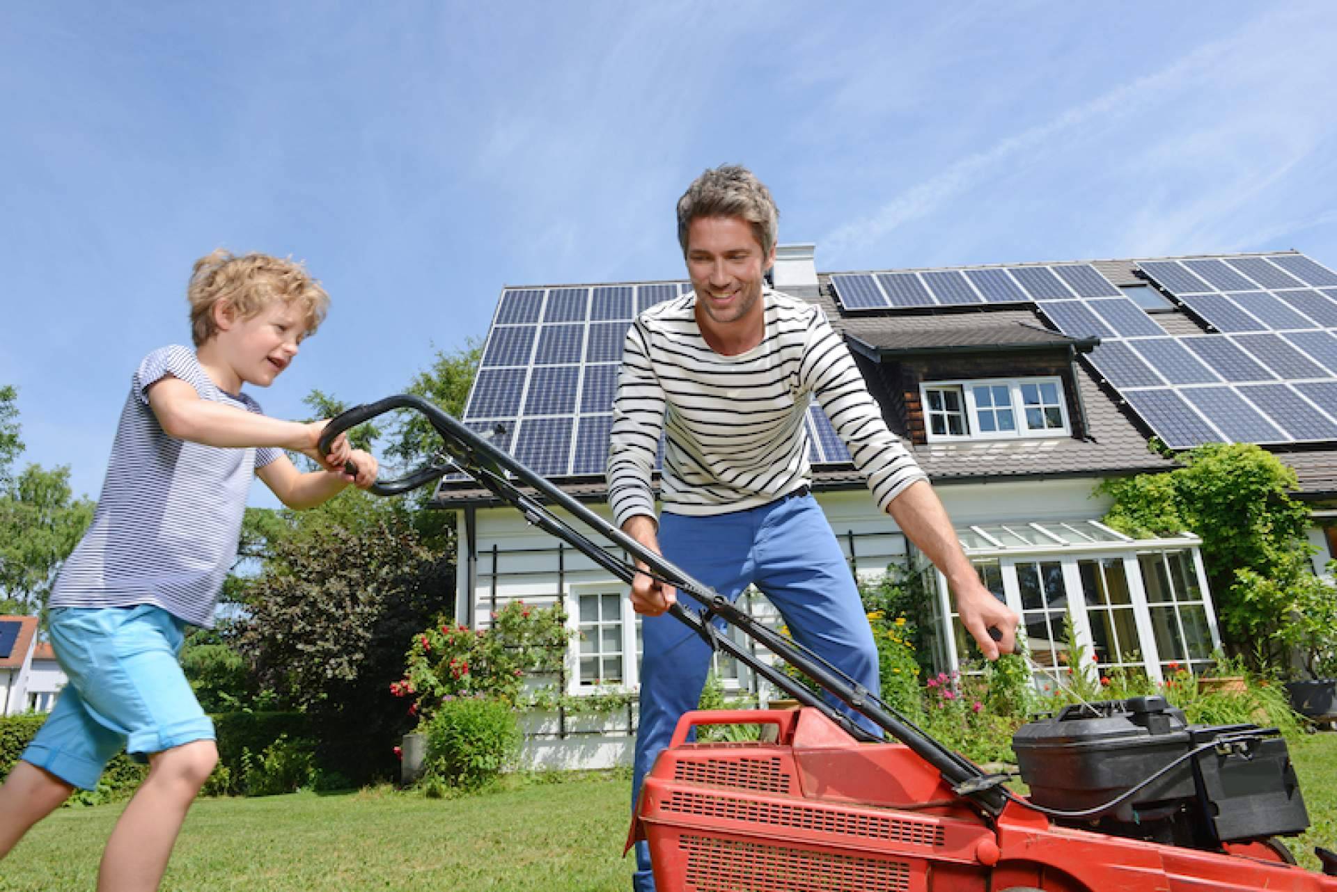Las baterías para paneles solares, ¿son necesarias?
