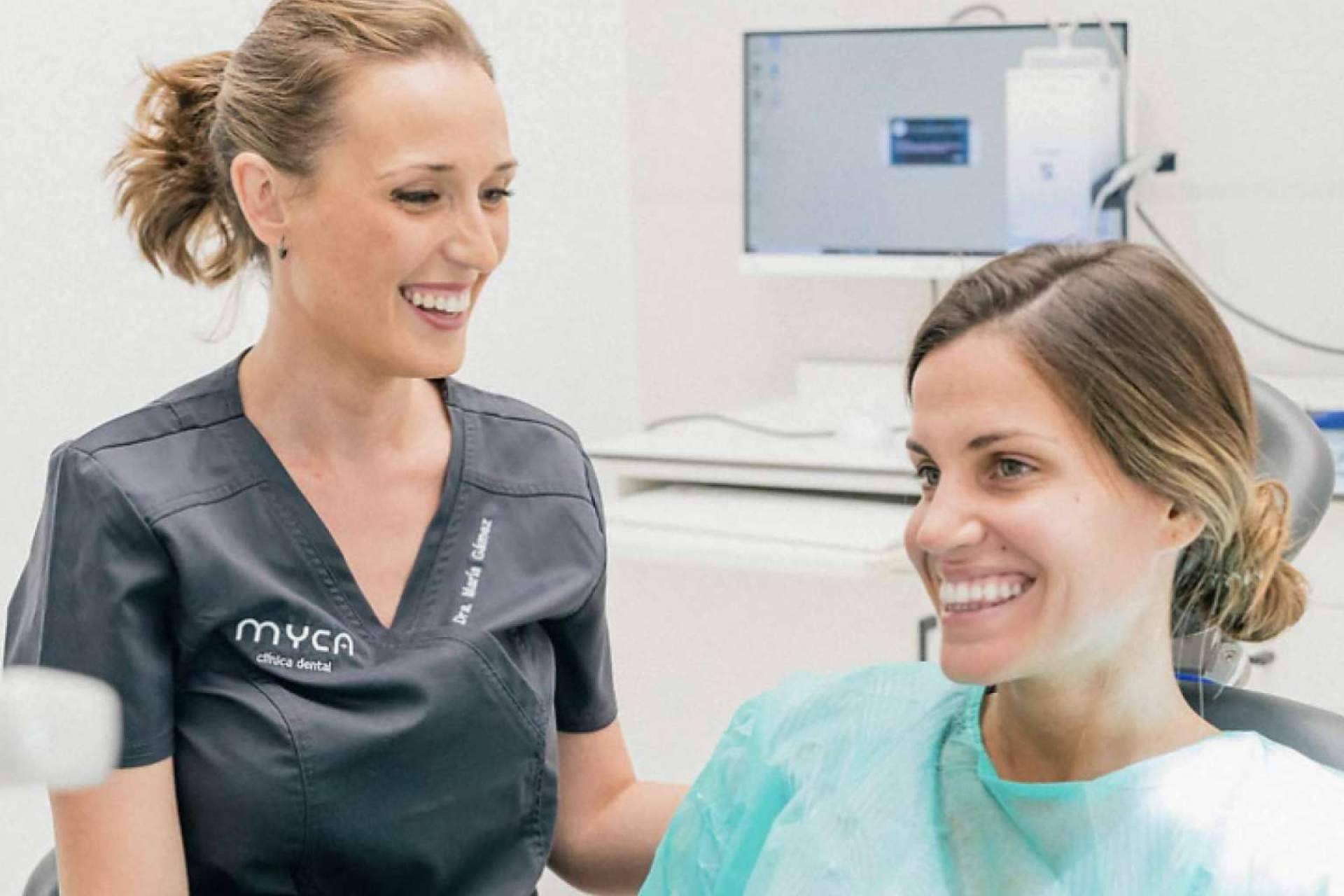 Periodoncia, razones por las que es esencial cuidar las encías