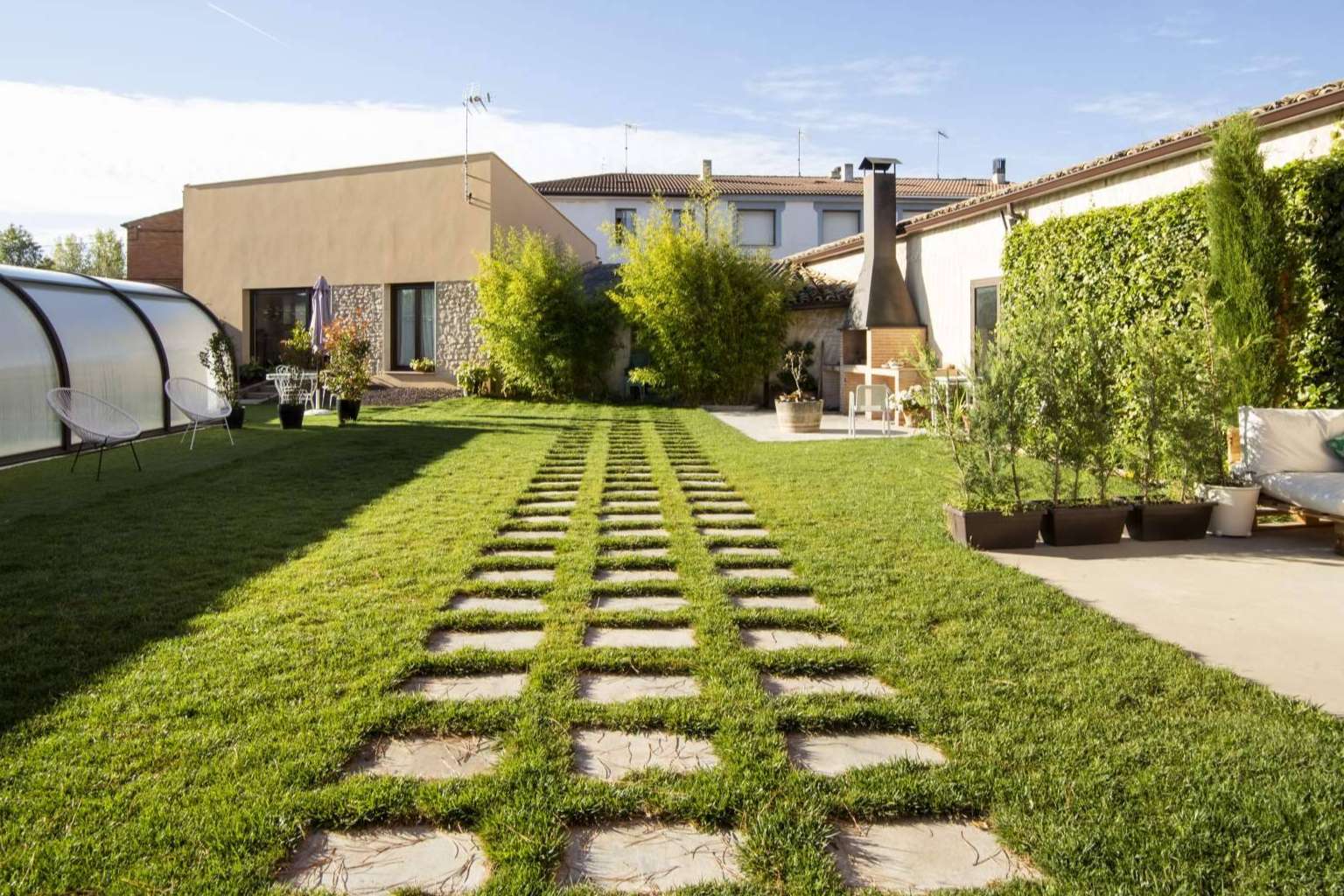 En la finca sostenible La Ren Lecrés es posible disfrutar del entorno de Aranda de Duero