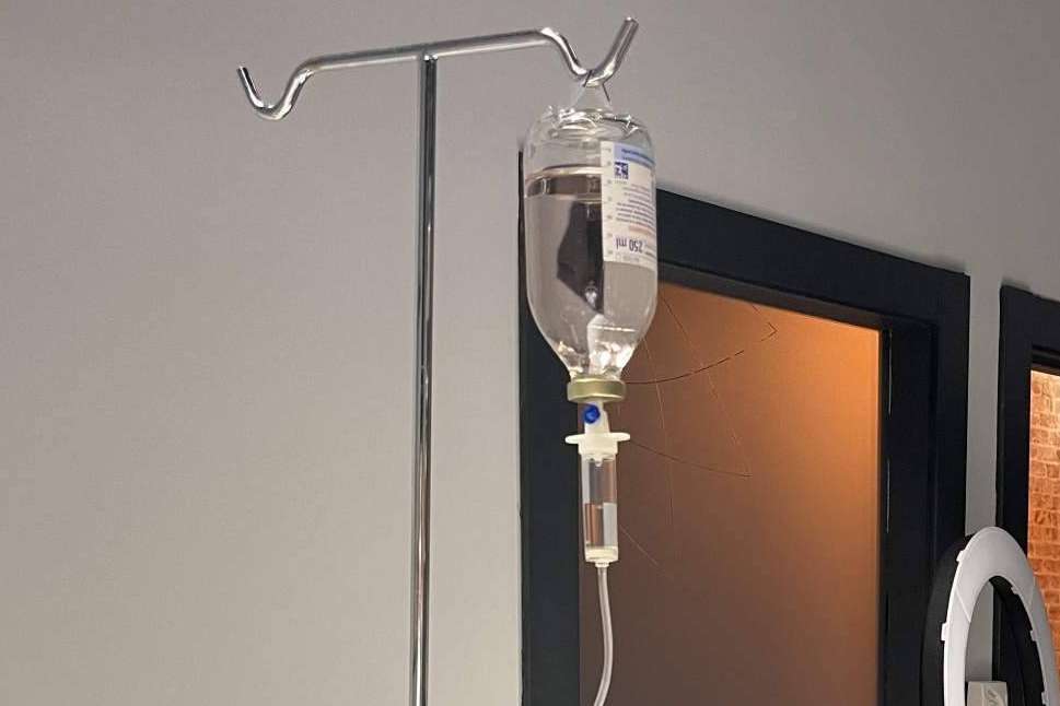 Probar la innovación médica de la sueroterapia para obtener beneficios en la salud
