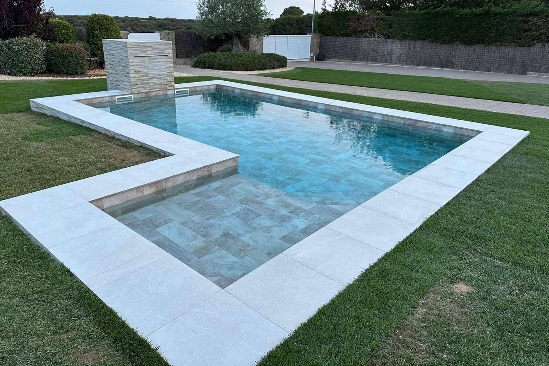 Esencial Pool, expertos en rehabilitación de piscinas