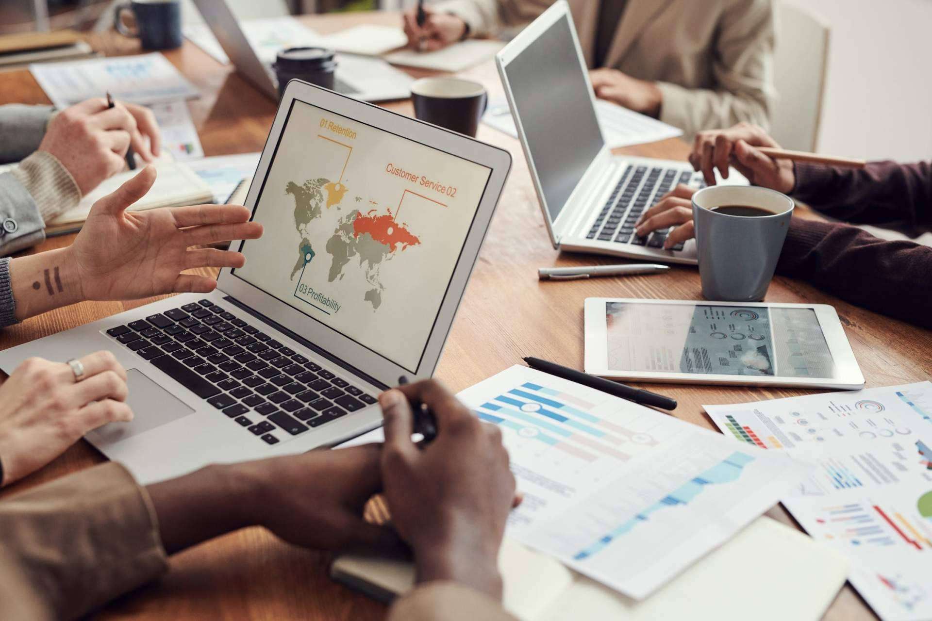 Optimizar las decisiones financieras con Financial System; el software que impulsa el éxito empresarial