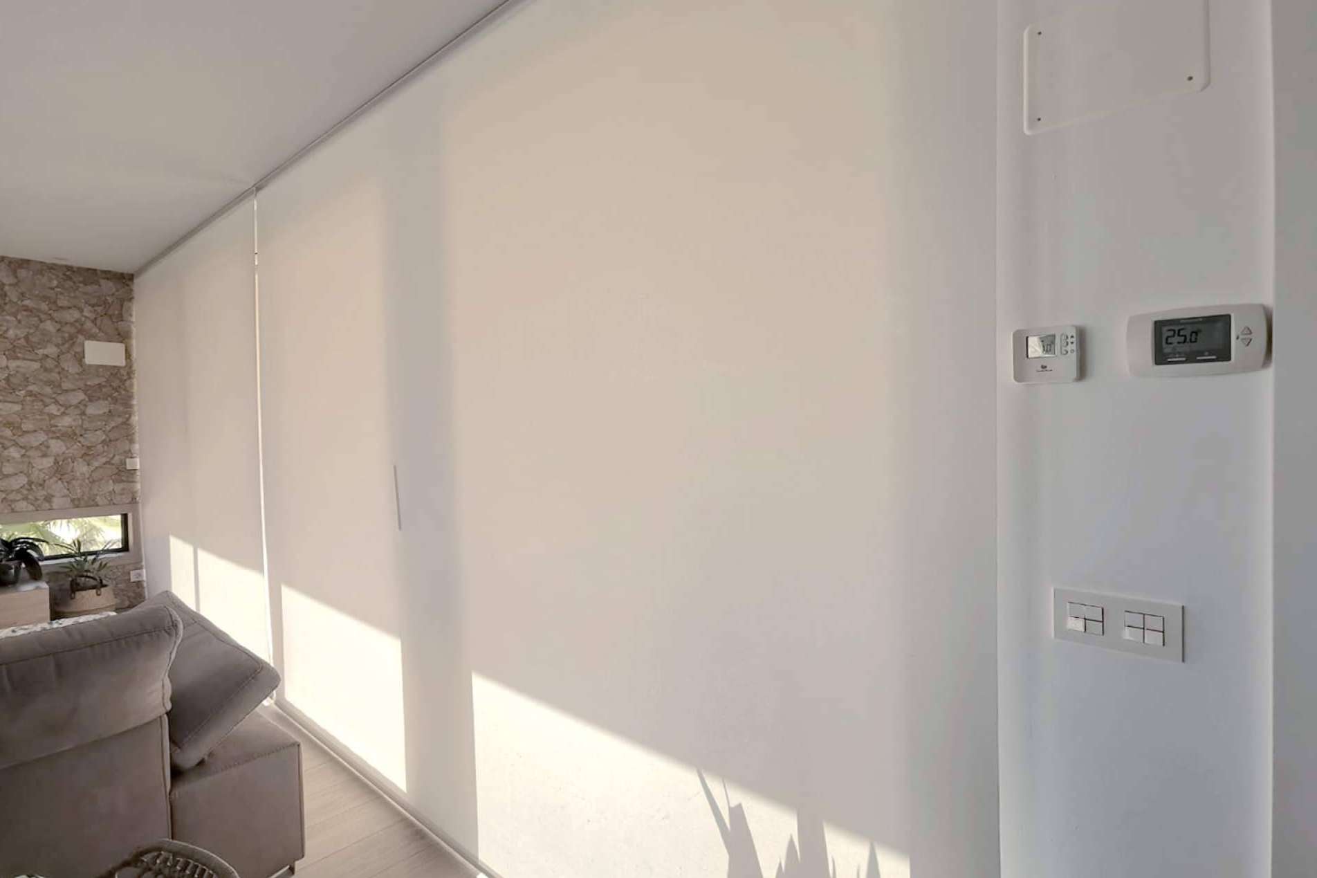 Control solar en casa, una clave para el ahorro de energía en verano