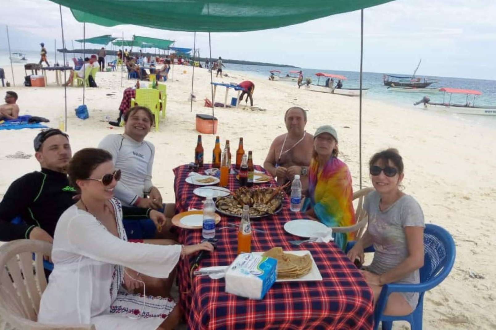 De la mano de Kobe Tours & Safaris, se ofrecen excursiones a Zanzíbar con todo organizado